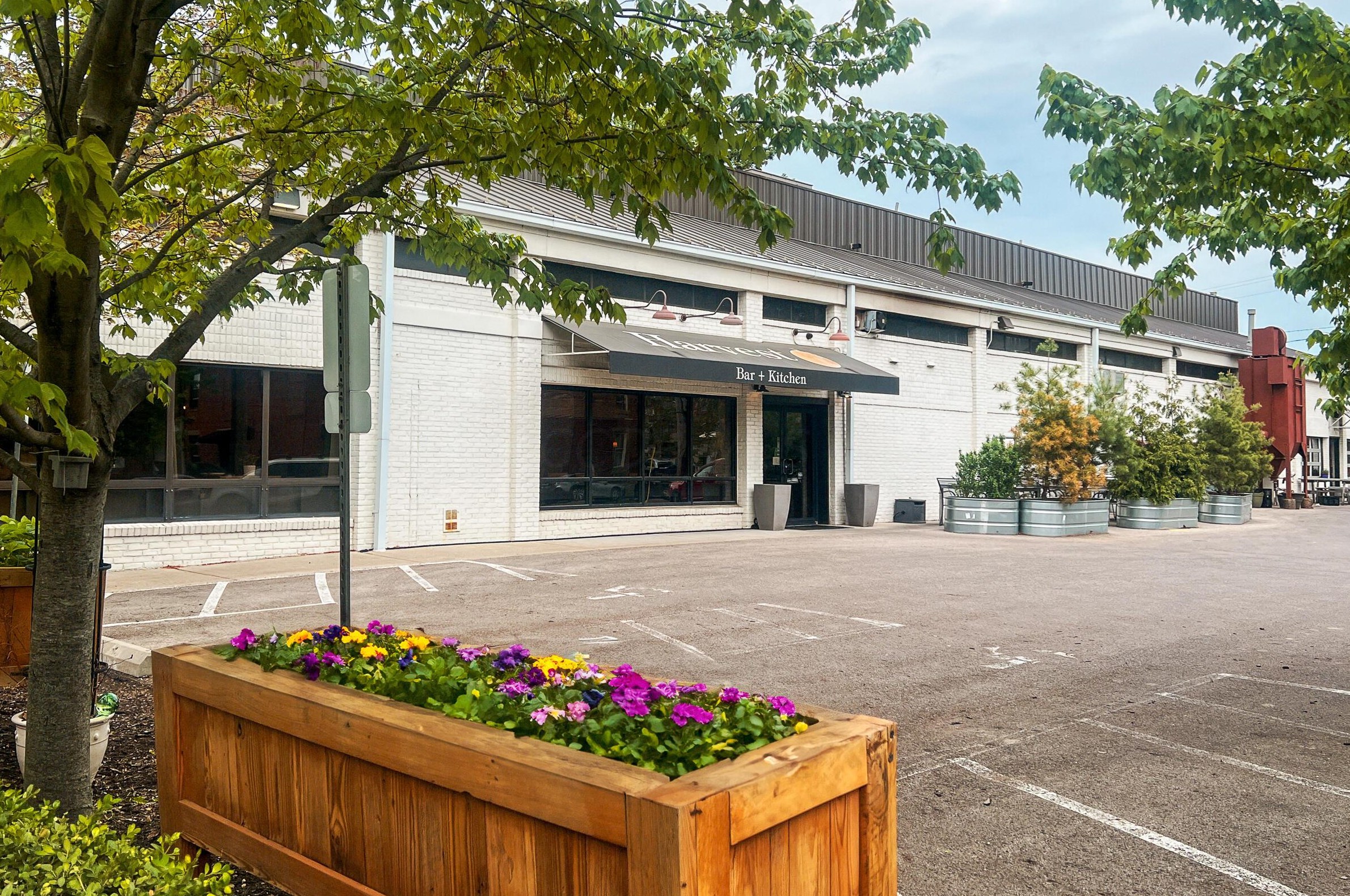 890 Front St, Columbus OH  43206-2521 exterior