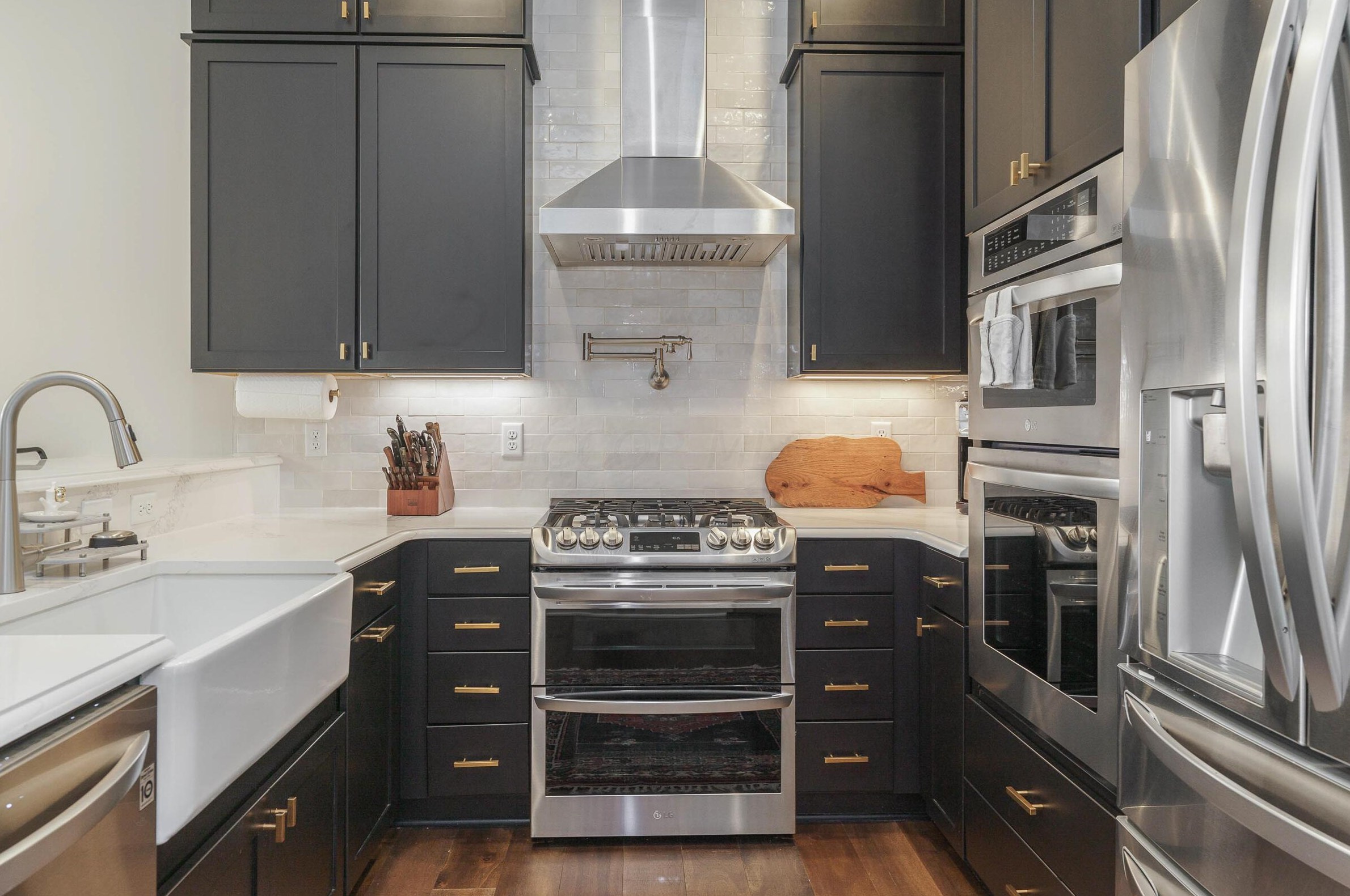 890 Front St, Columbus OH  43206-2521 exterior