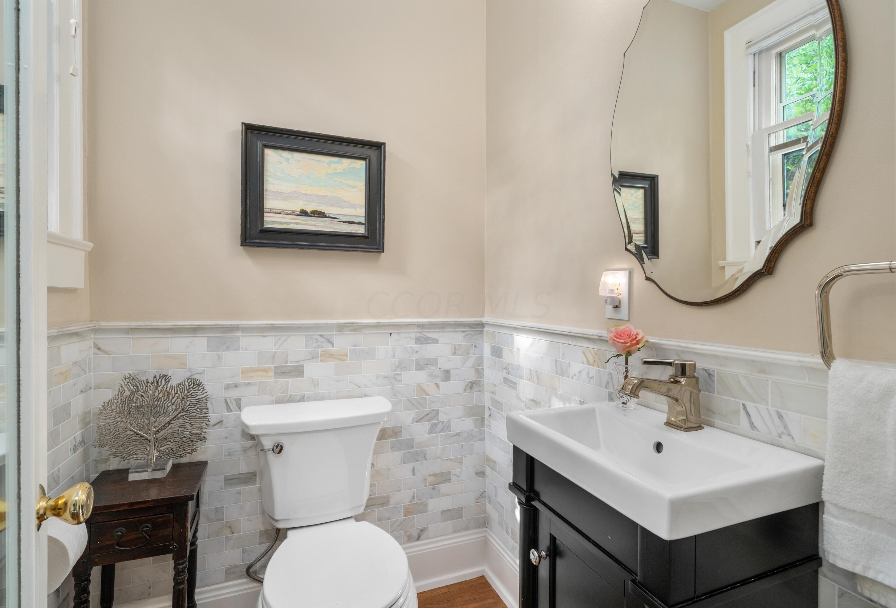 464 Parkview Ave, Columbus OH  43209-1011 exterior