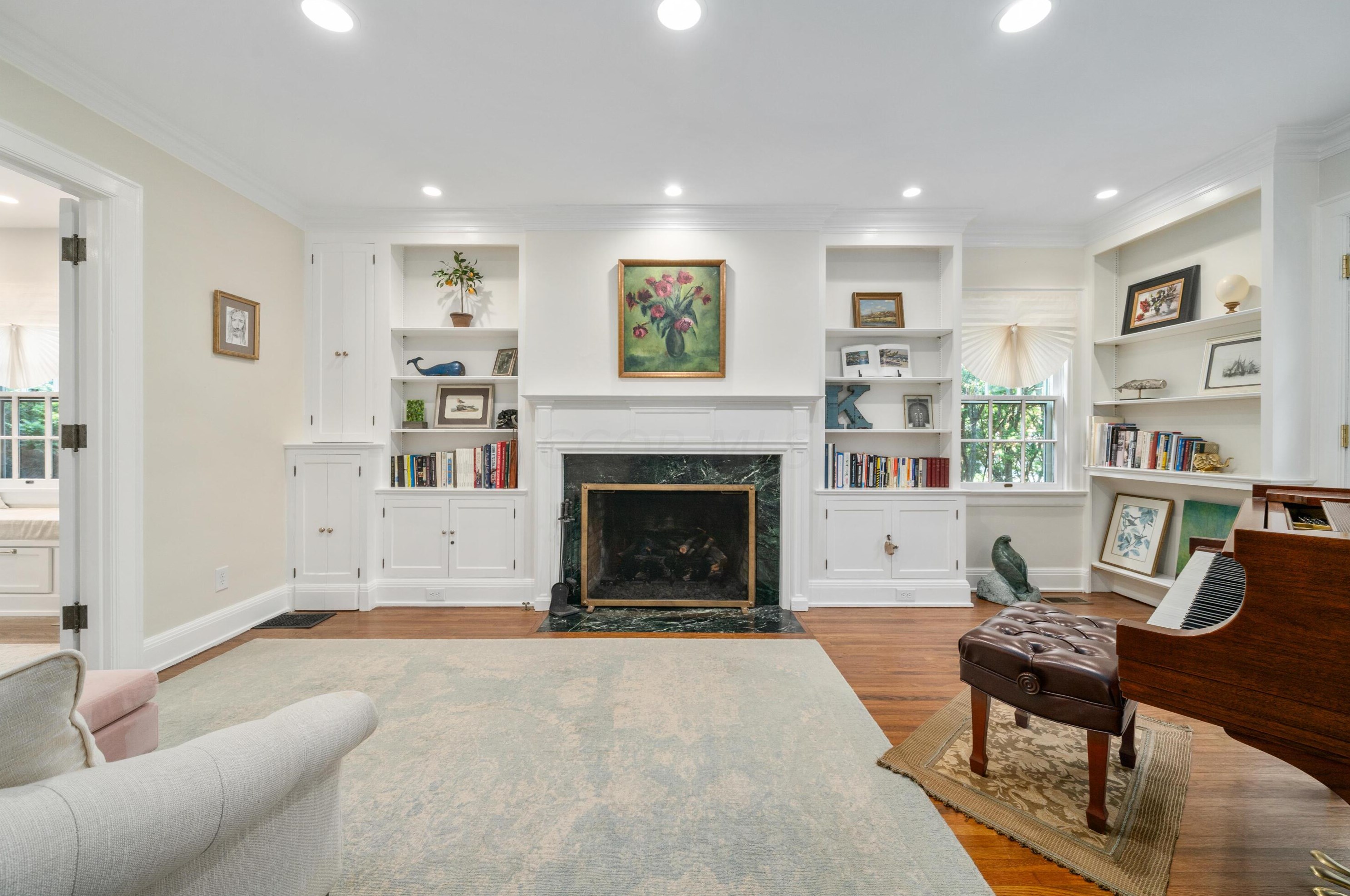 464 Parkview Ave, Columbus OH  43209-1011 exterior