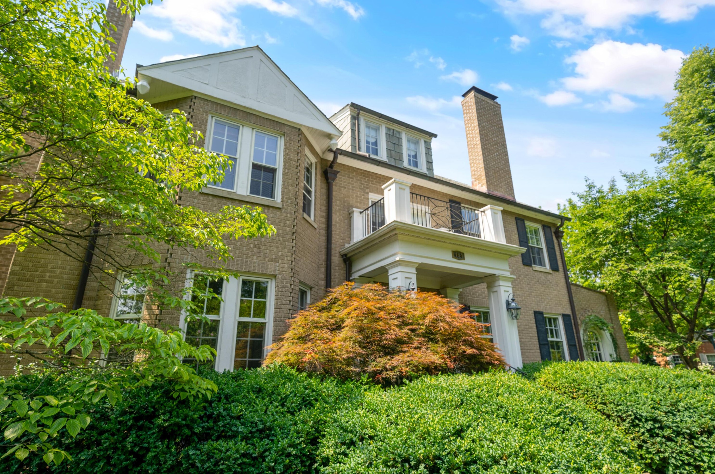 464 Parkview Ave, Columbus OH  43209-1011 exterior