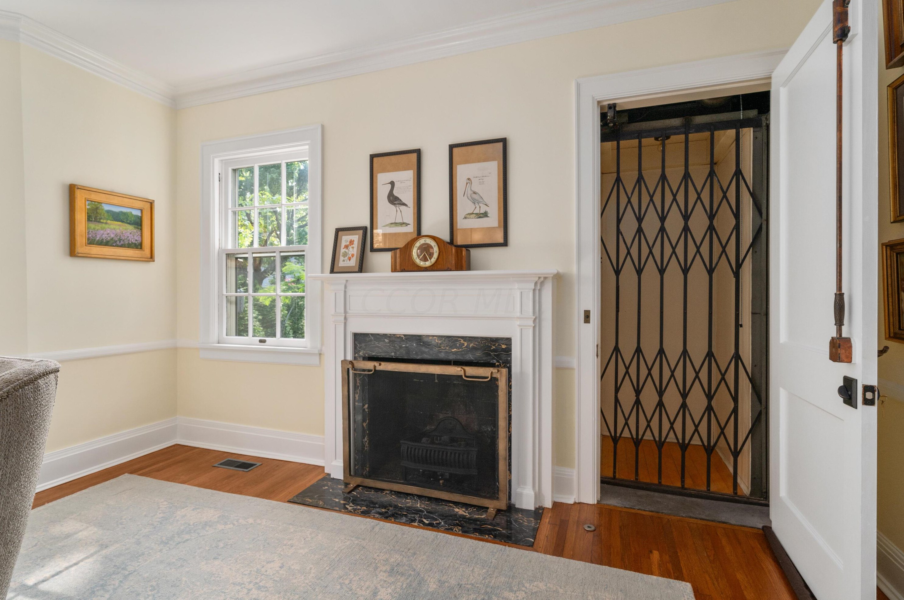 464 Parkview Ave, Columbus OH  43209-1011 exterior