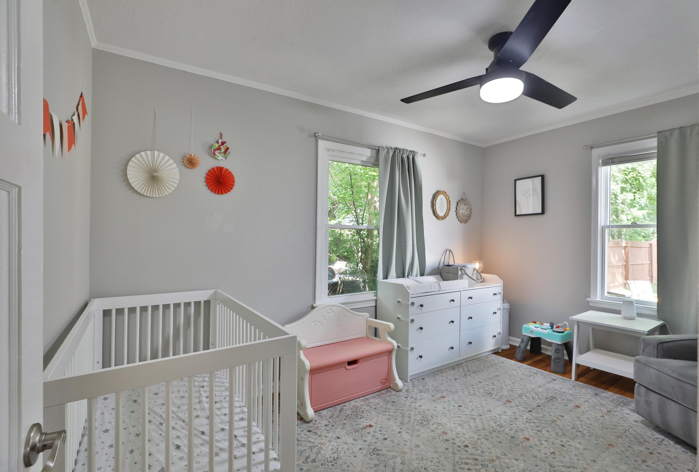 5690 Indianola Ave, Columbus OH 43085-3706 exterior