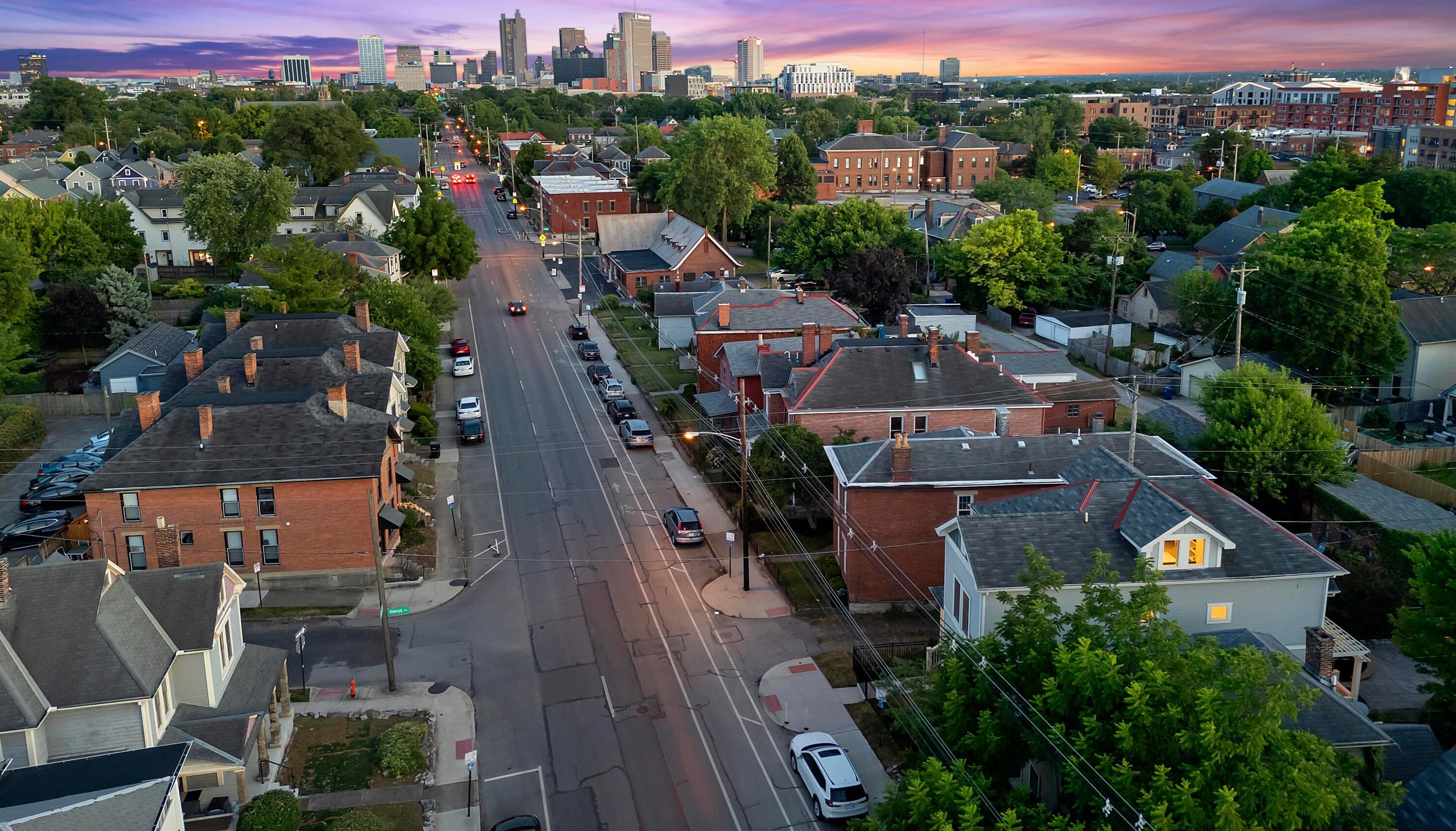 1085 Smt St, Columbus OH 43201-4518 exterior