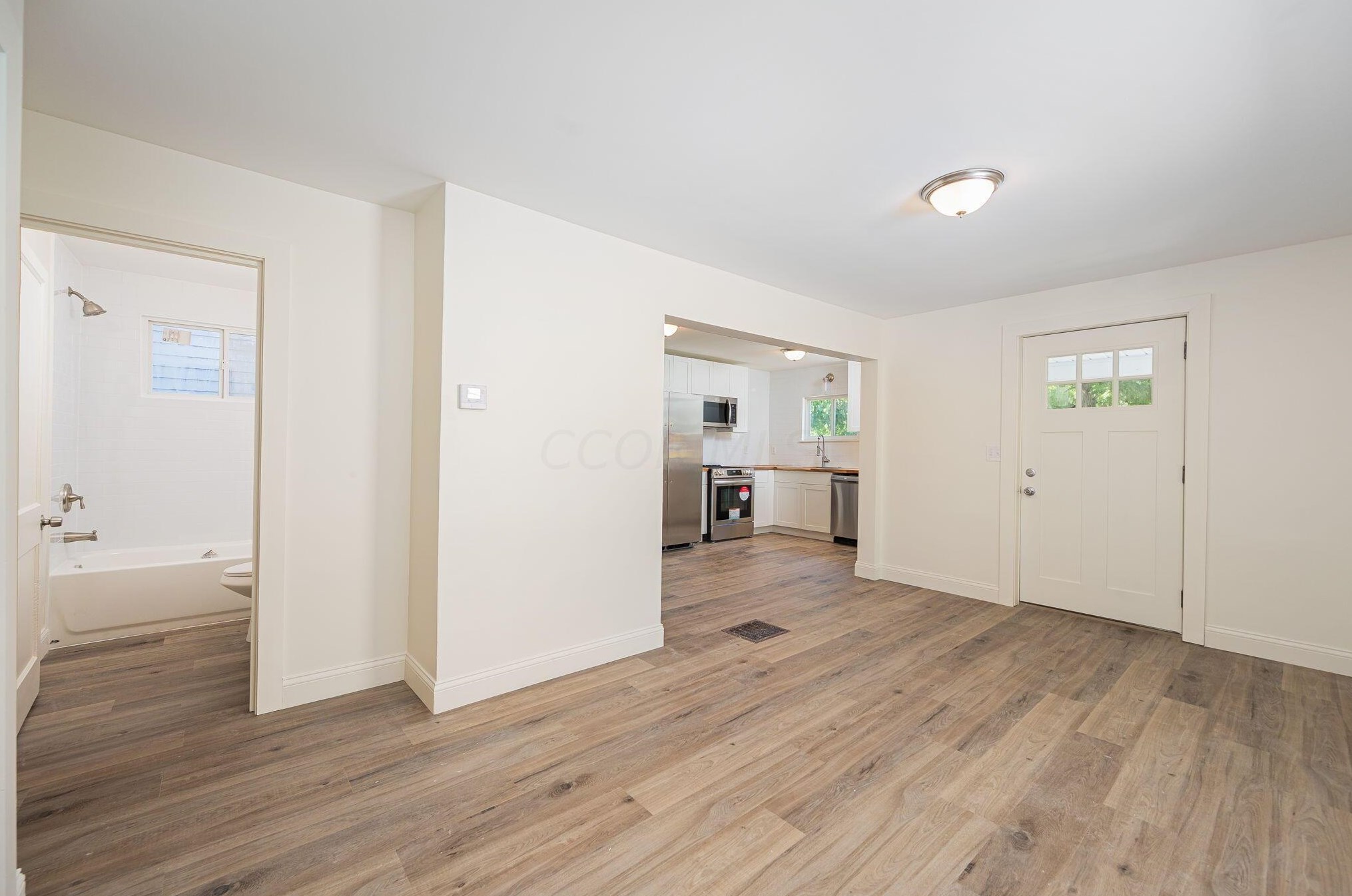 507 Woodrow Ave, Columbus OH  43207-2067 exterior