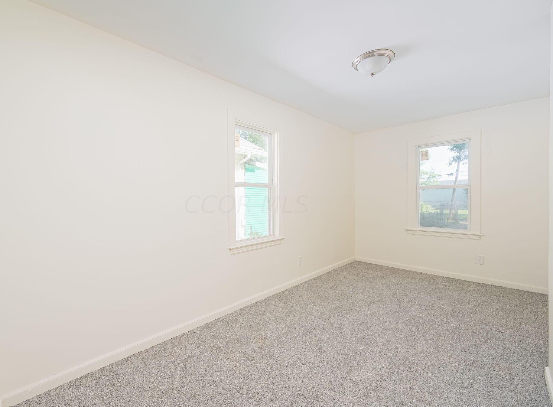 507 Woodrow Ave, Columbus OH  43207-2067 exterior