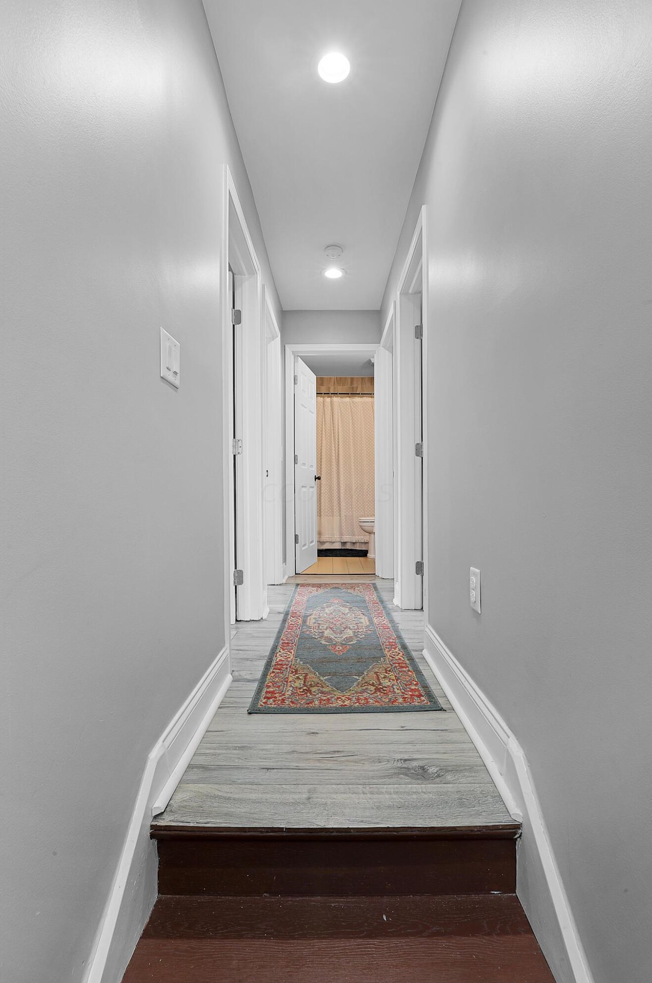 579 Fairwood Ave, Columbus OH 43205-2511 exterior