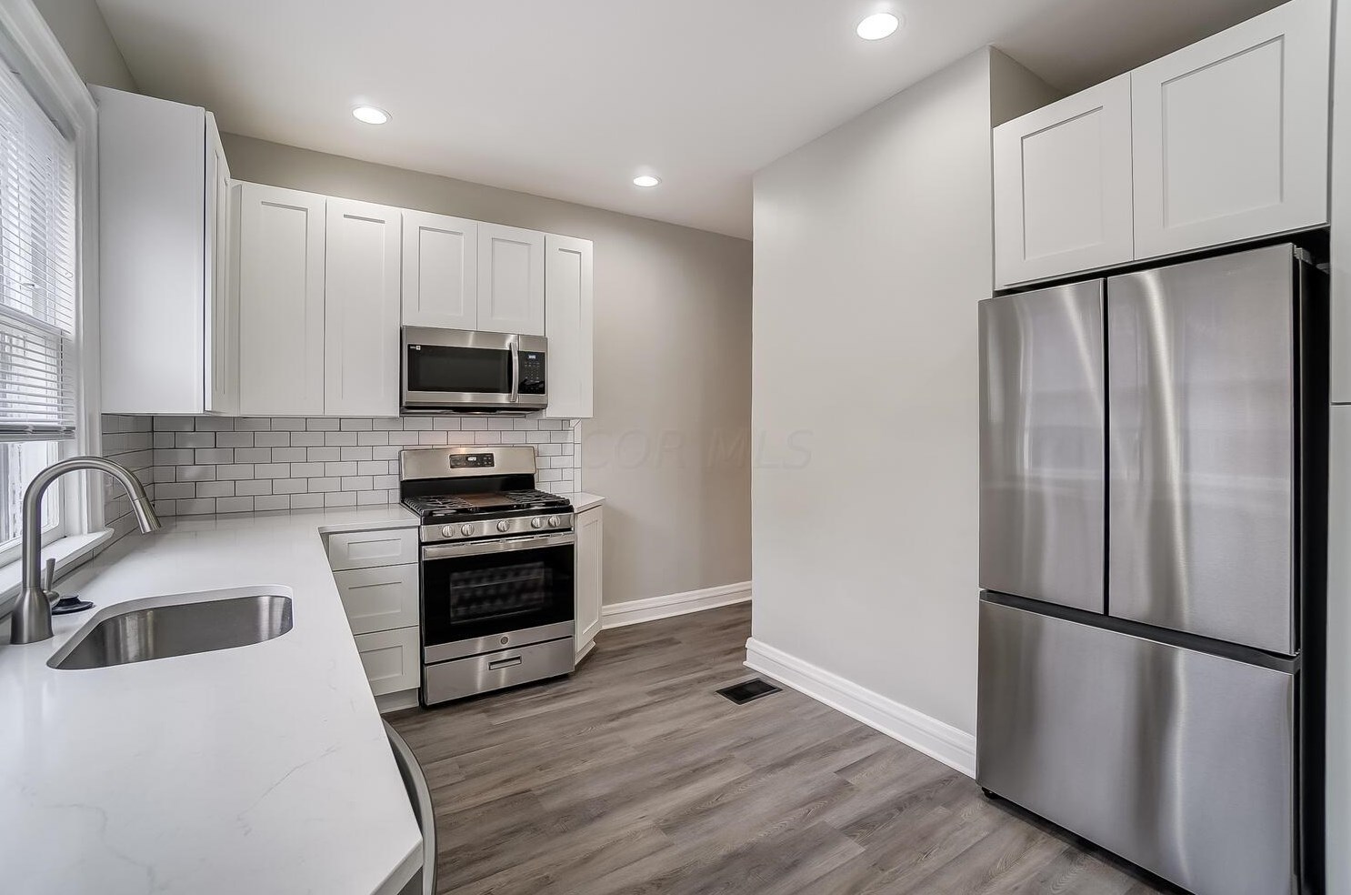 1685 Franklin Ave, Columbus OH 43085-3187 exterior