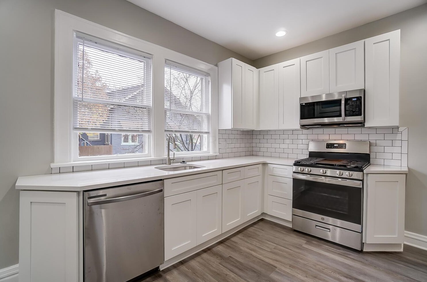 1685 Franklin Ave, Columbus OH 43085-3187 exterior