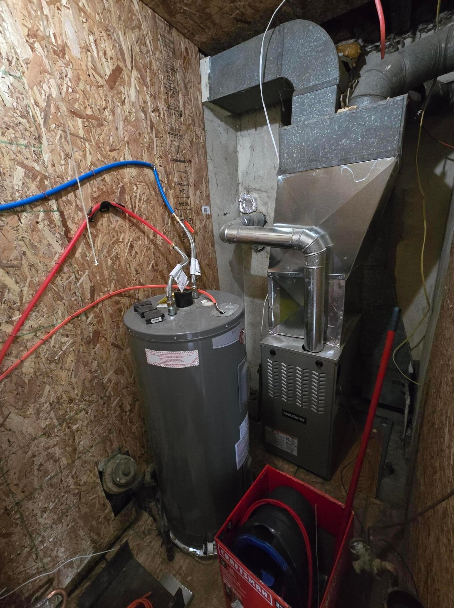 978 19 Ave, Columbus OH 43211-2458 exterior