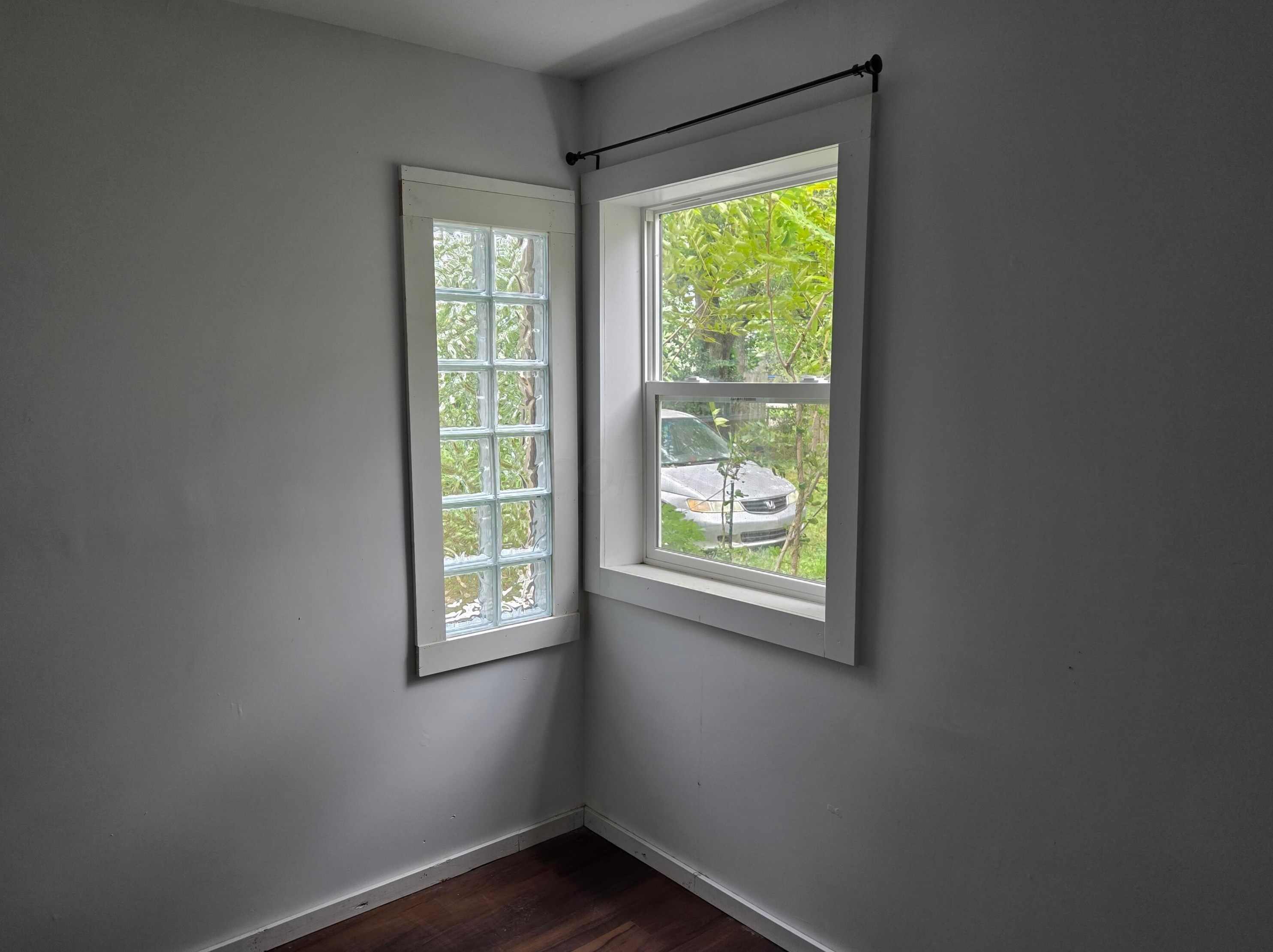 978 19 Ave, Columbus OH 43211-2458 exterior