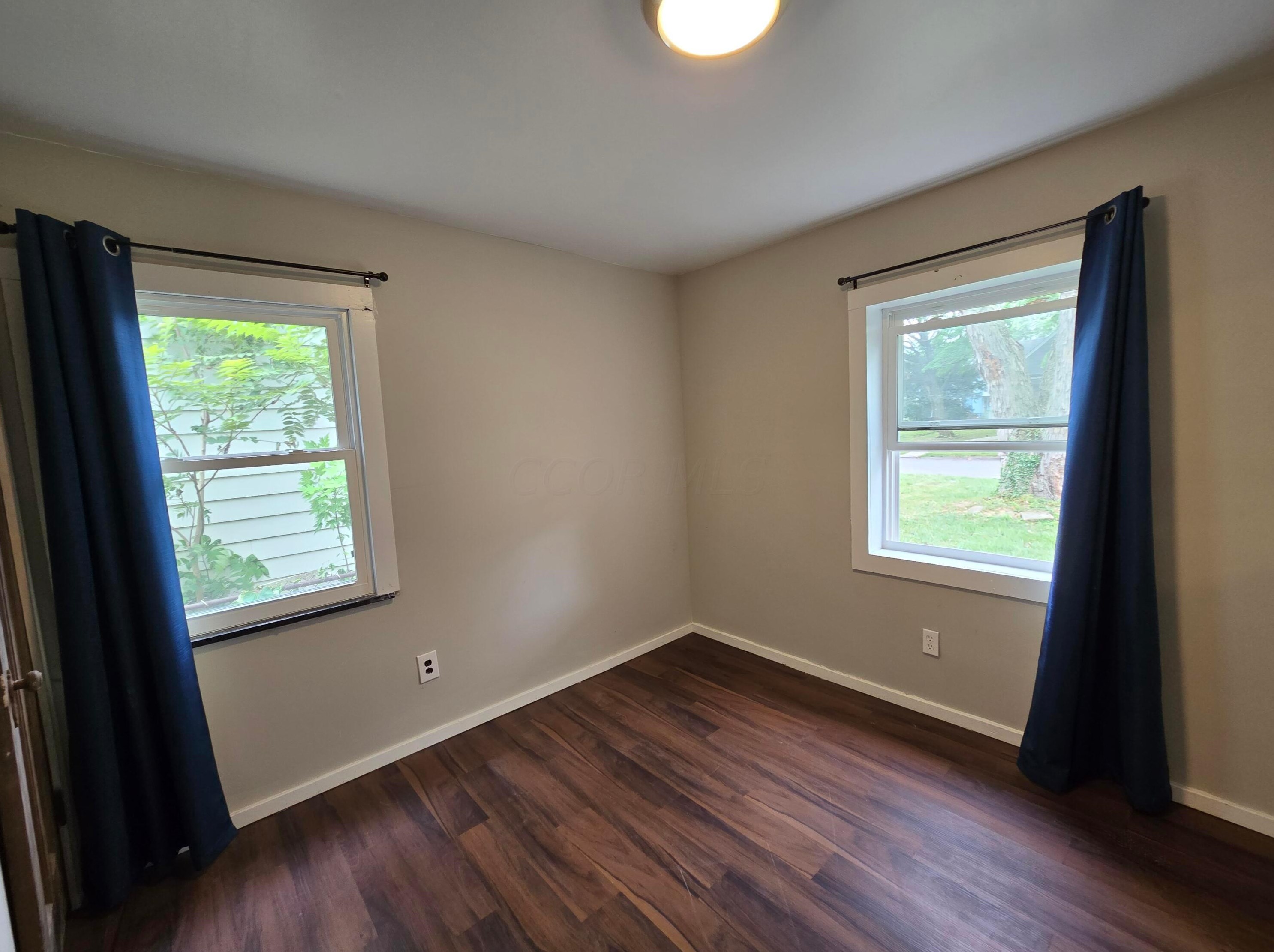 978 19 Ave, Columbus OH 43211-2458 exterior