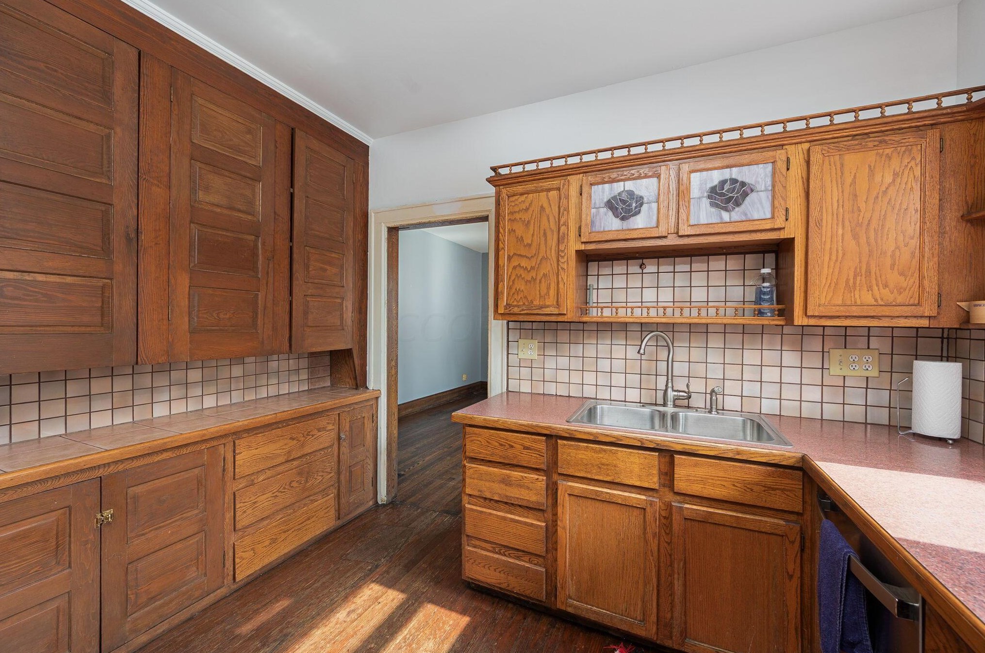 1321 Bryden Rd, Columbus OH 43205-2046 exterior