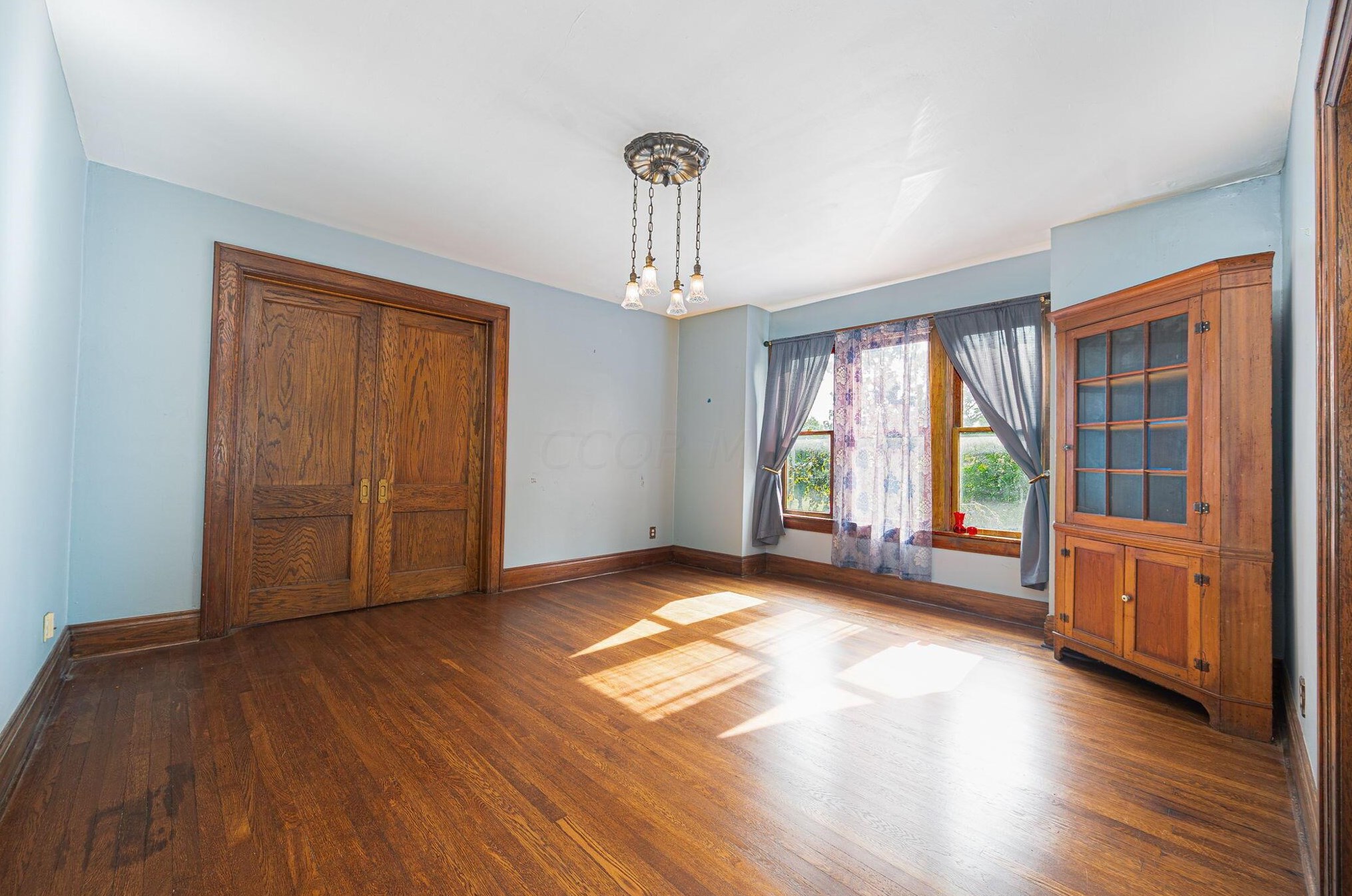 1321 Bryden Rd, Columbus OH 43205-2046 exterior