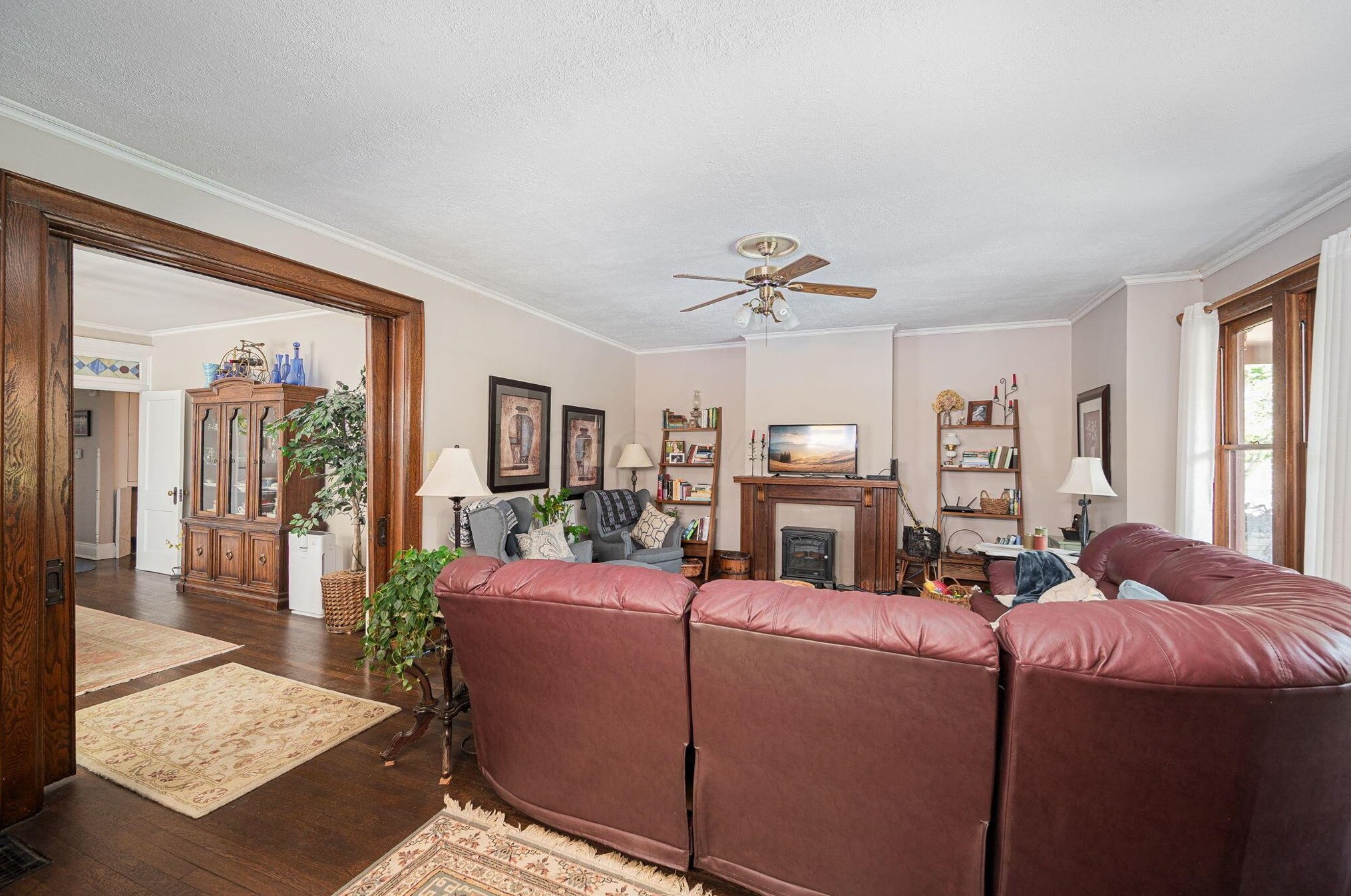 1321 Bryden Rd, Columbus OH 43205-2046 exterior