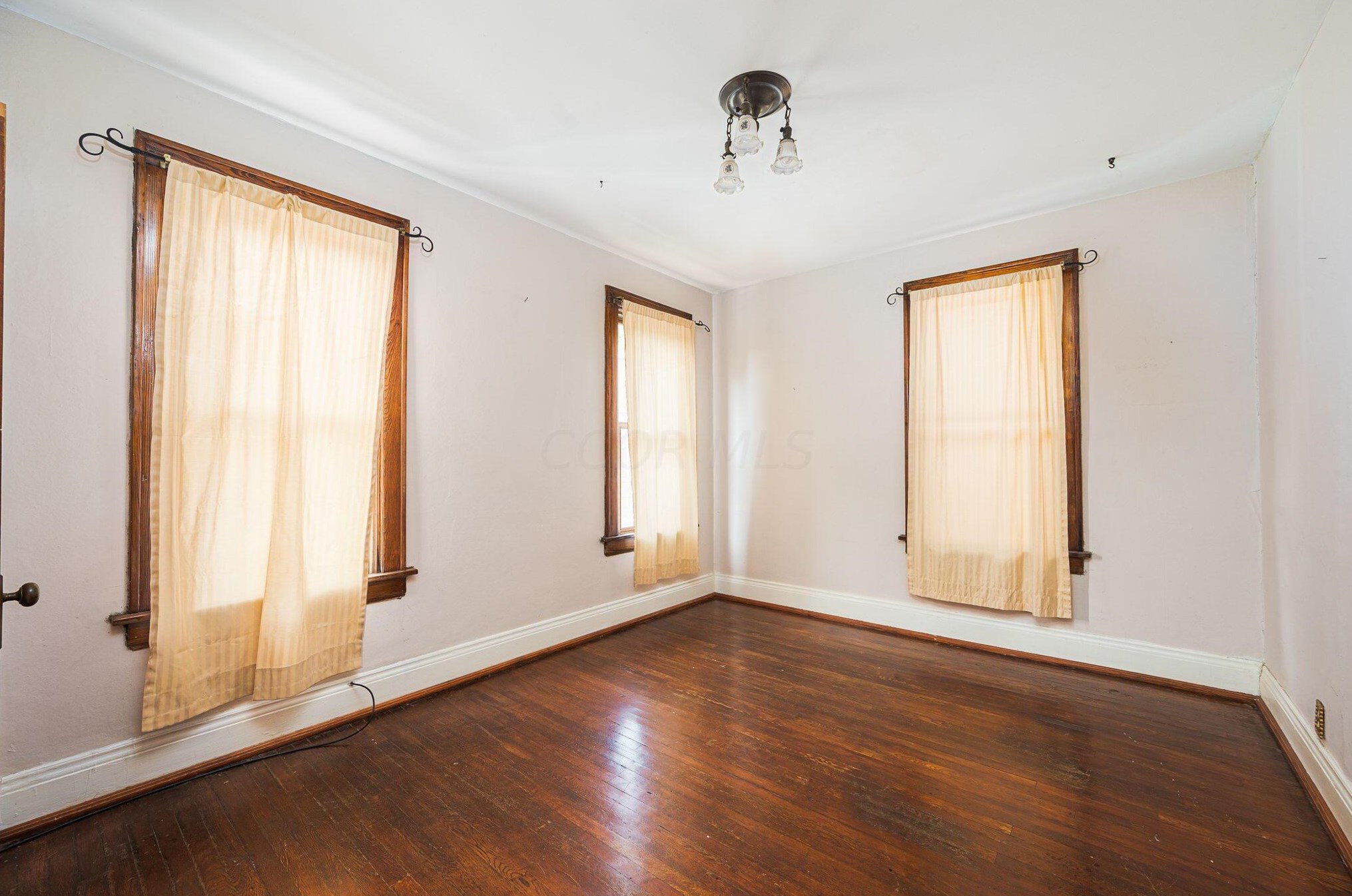 1321 Bryden Rd, Columbus OH 43205-2046 exterior