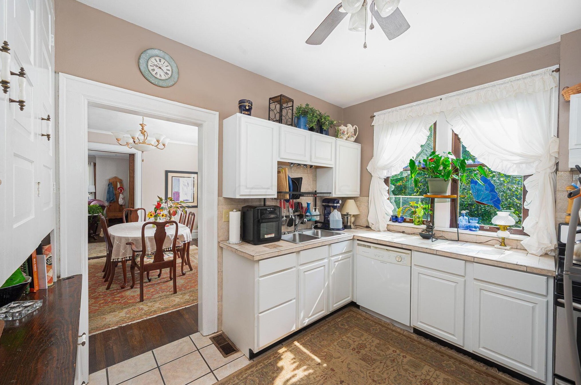 1321 Bryden Rd, Columbus OH 43205-2046 exterior