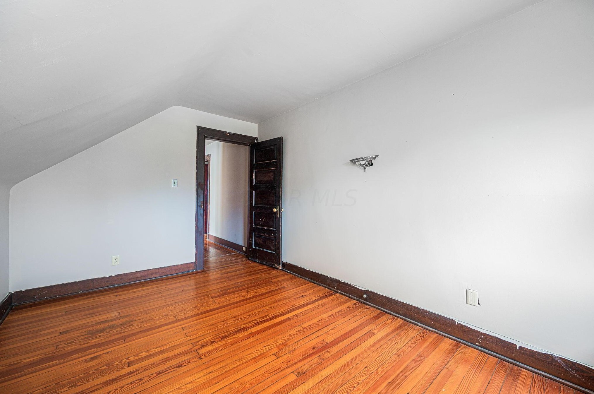 1321 Bryden Rd, Columbus OH 43205-2046 exterior