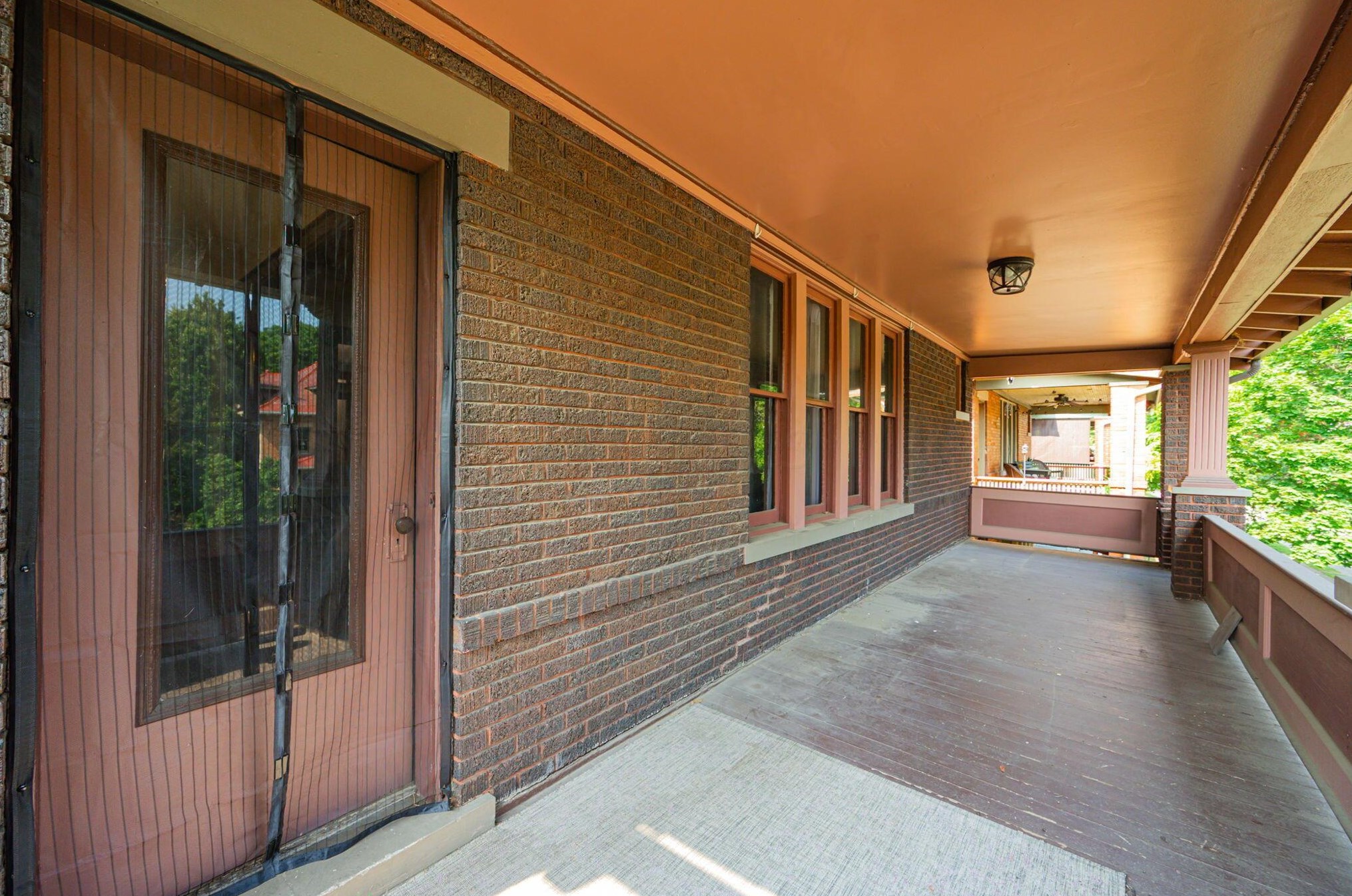 1321 Bryden Rd, Columbus OH 43205-2046 exterior