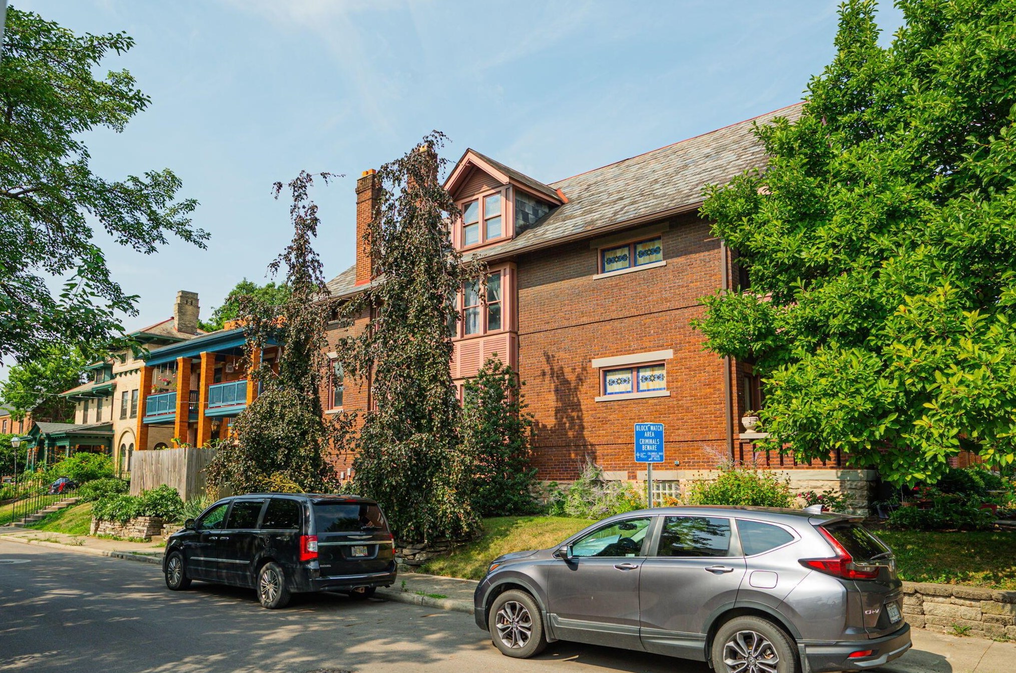 1321 Bryden Rd, Columbus OH 43205-2046 exterior