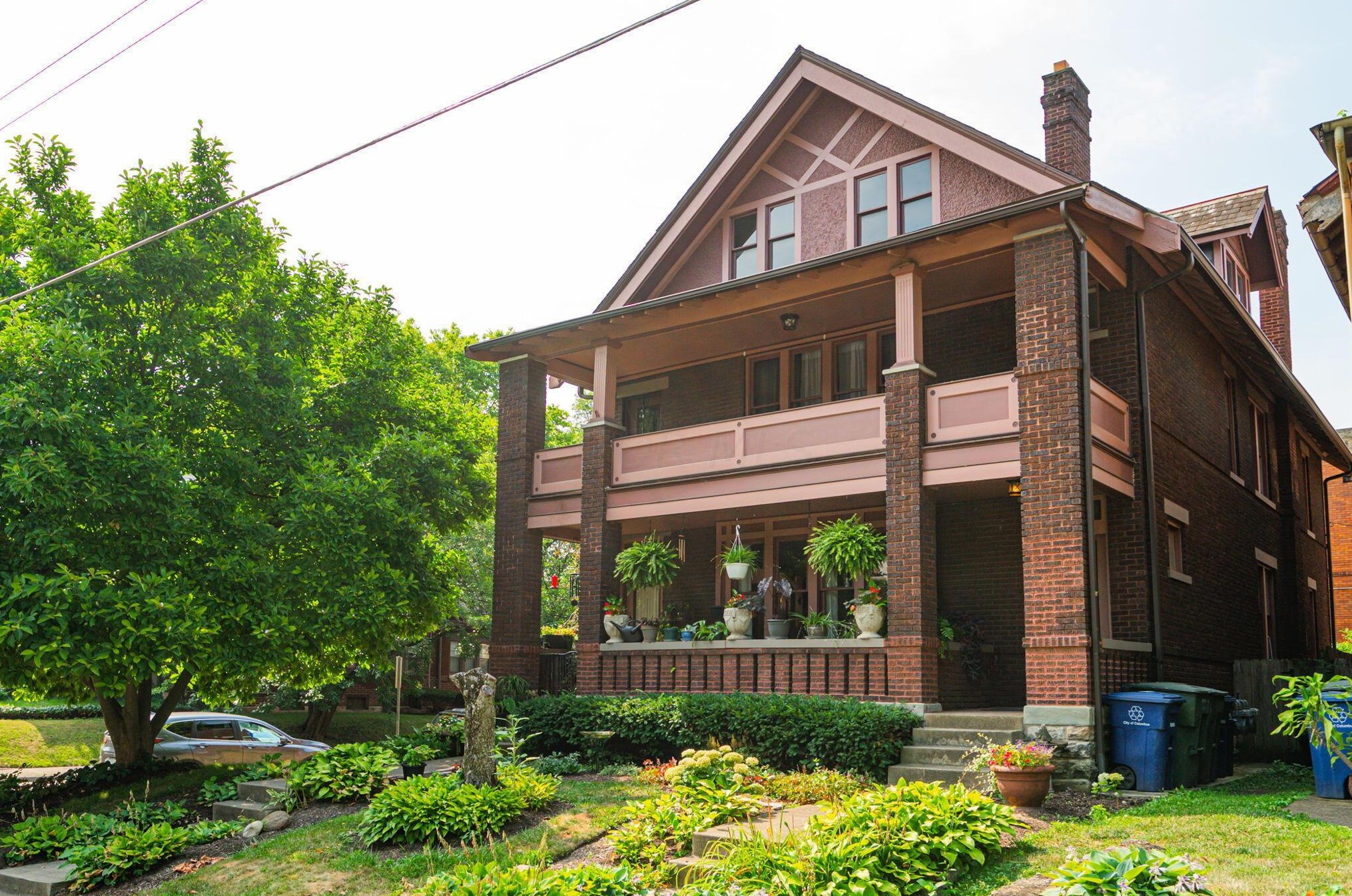 1321 Bryden Rd, Columbus, OH 43205-2046