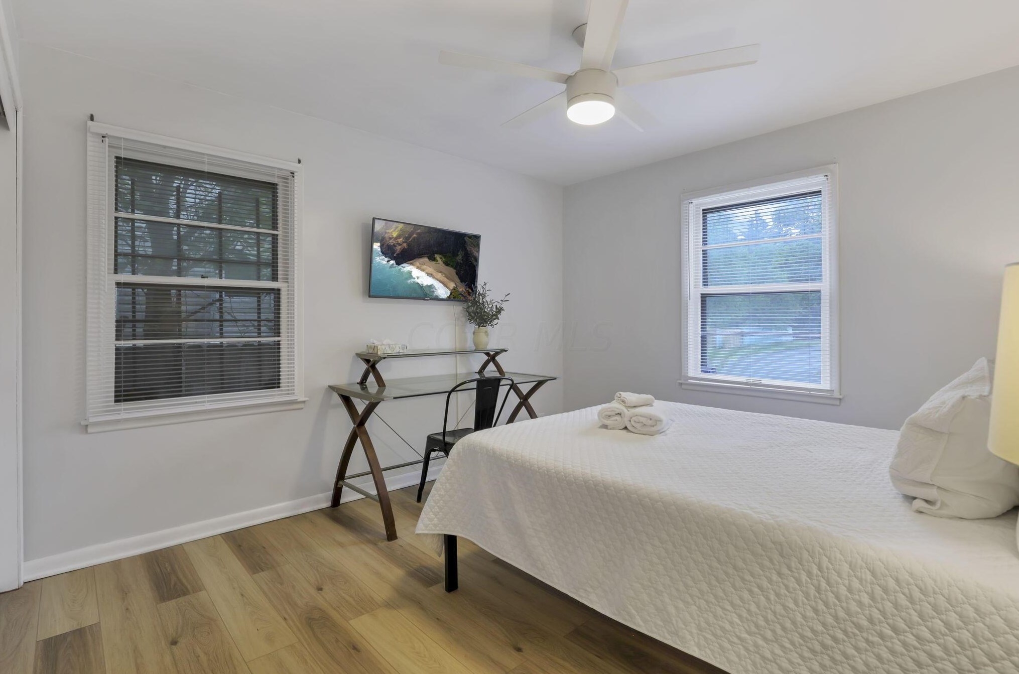 1275 Weber Rd, Columbus OH 43211-1537 exterior