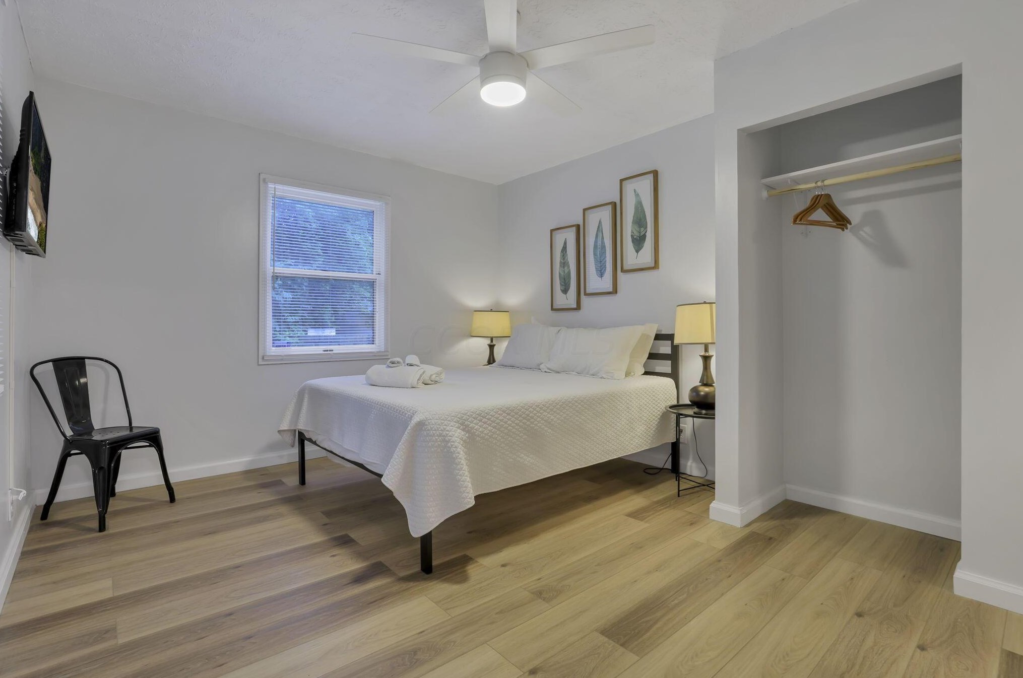 1275 Weber Rd, Columbus OH 43211-1537 exterior