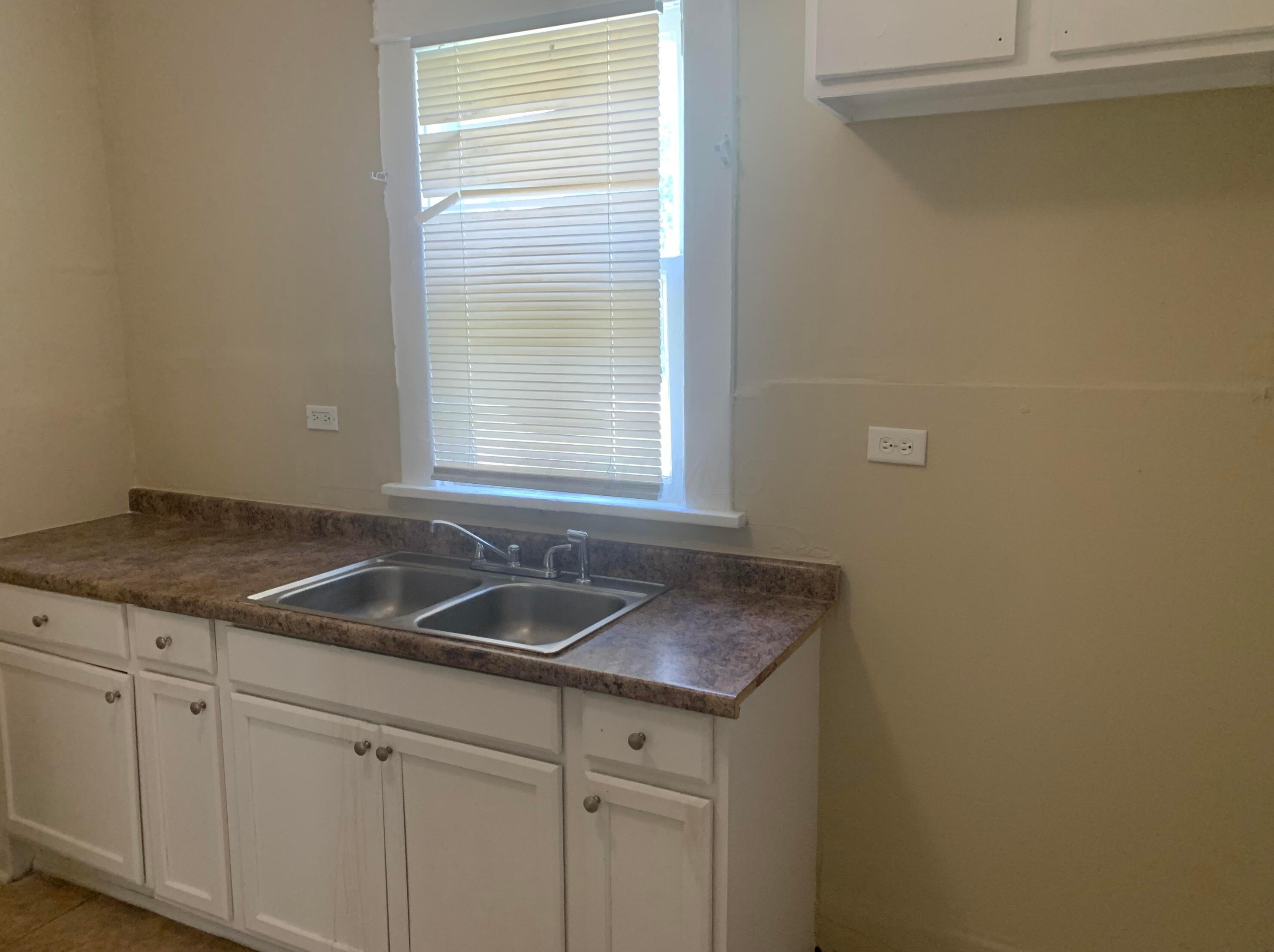 72 Eureka Ave, Columbus OH  43204-3200 exterior