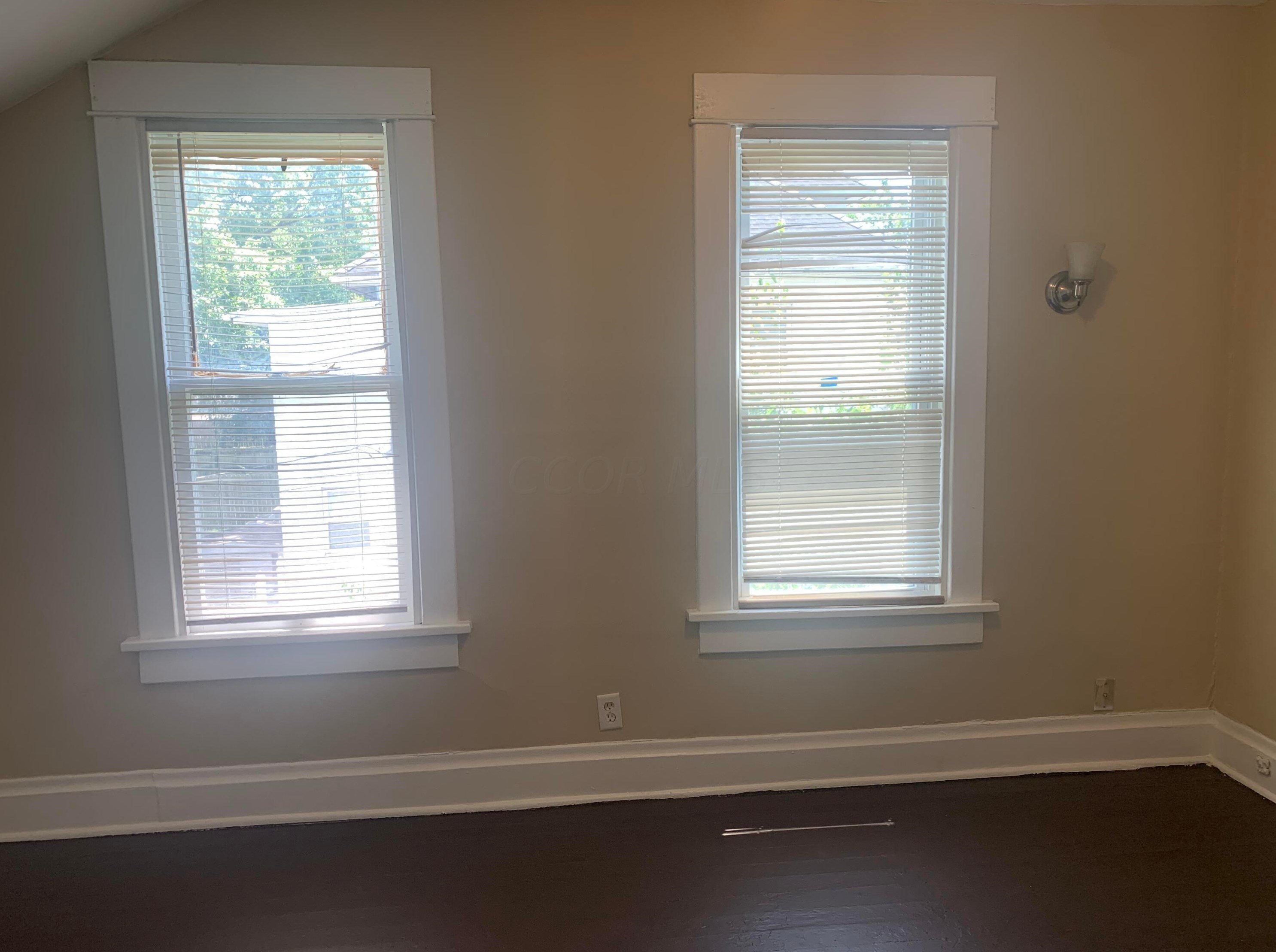 72 Eureka Ave, Columbus OH  43204-3200 exterior