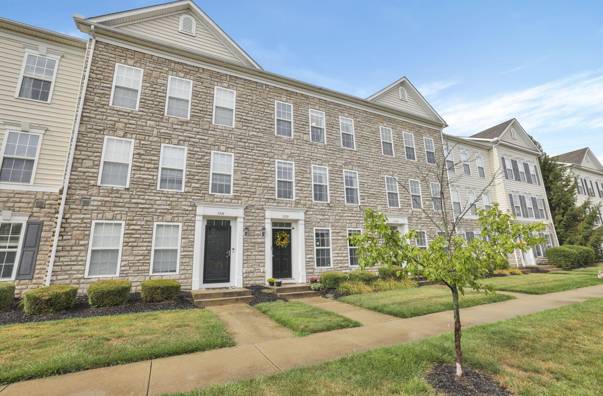 5572 Middle Falls St #52, Dublin, OH 43016