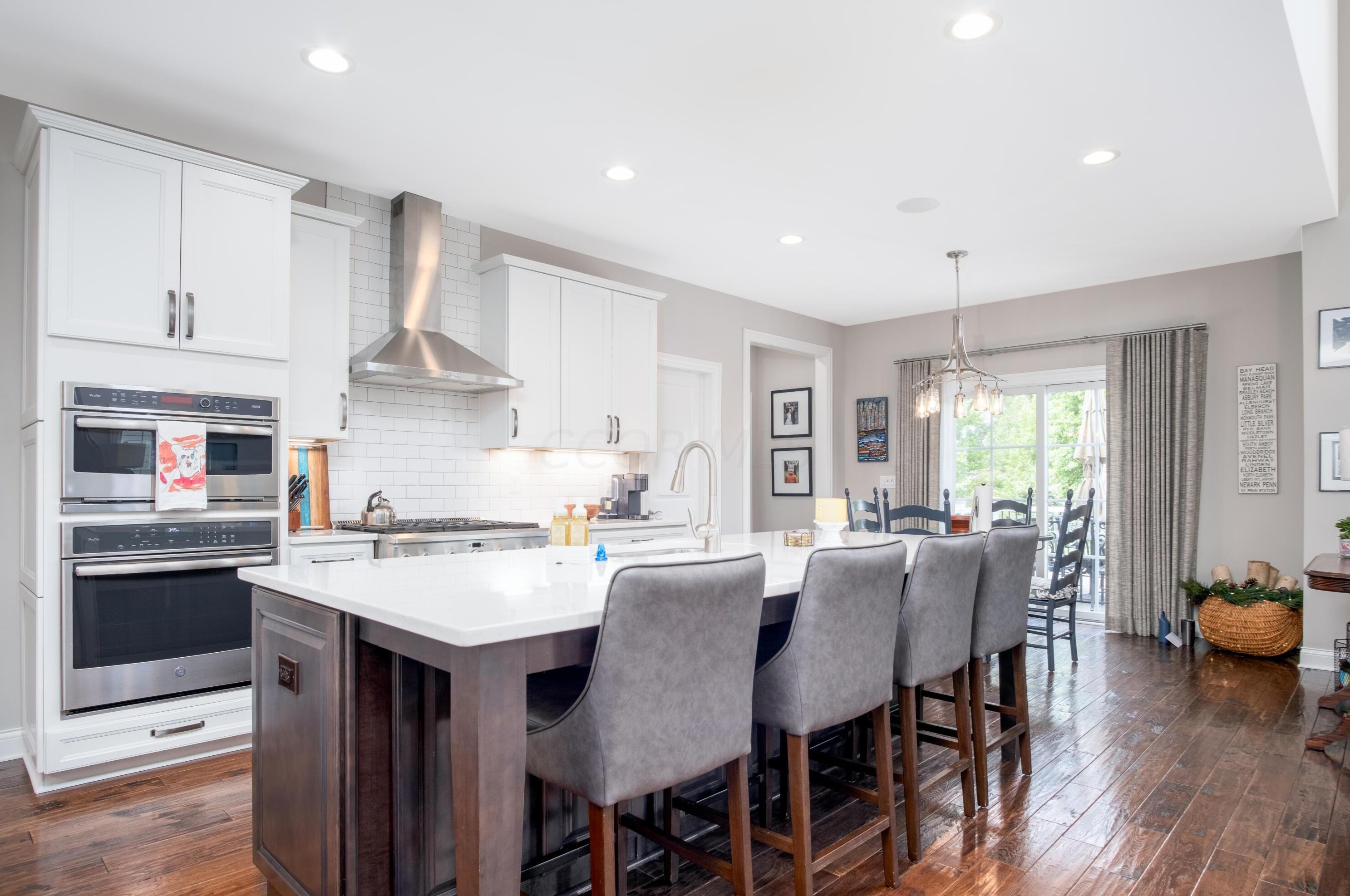 8294 Timble Falls Dr, Dublin, OH 43016