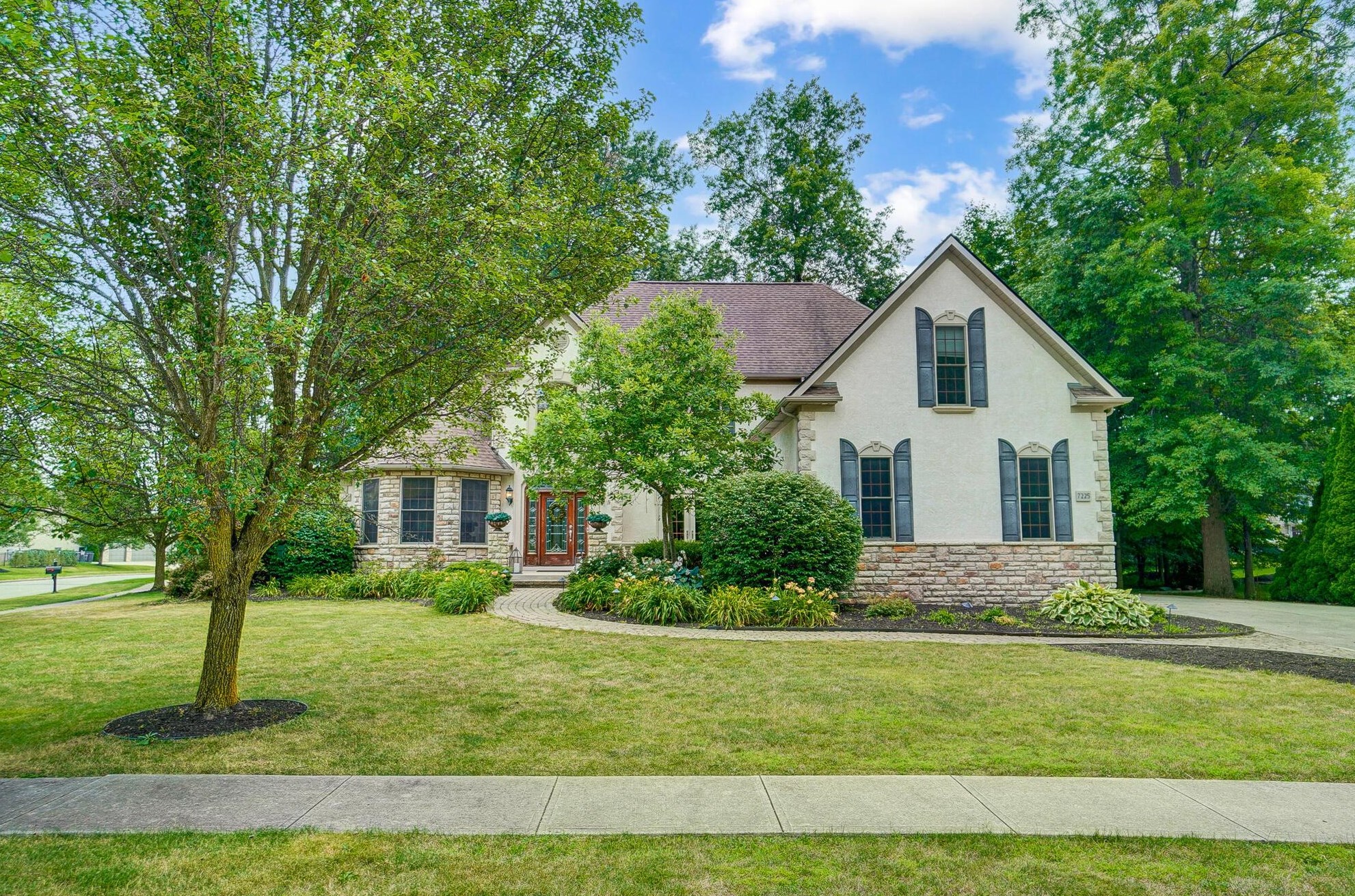 7225 Zapata Pl, Pickerington, OH 43147