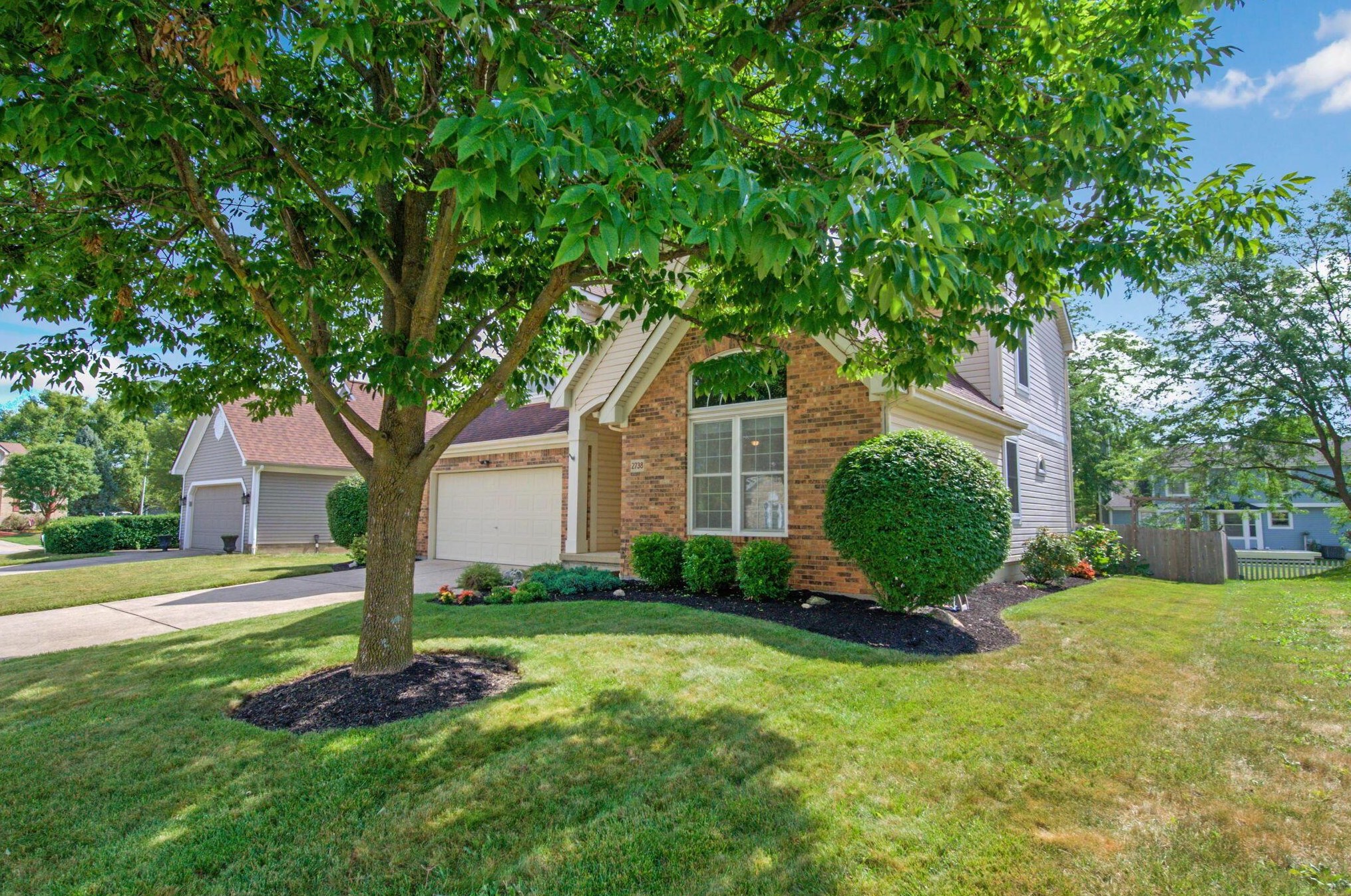 2738 Yellowoak Pl, Hilliard, OH 43026