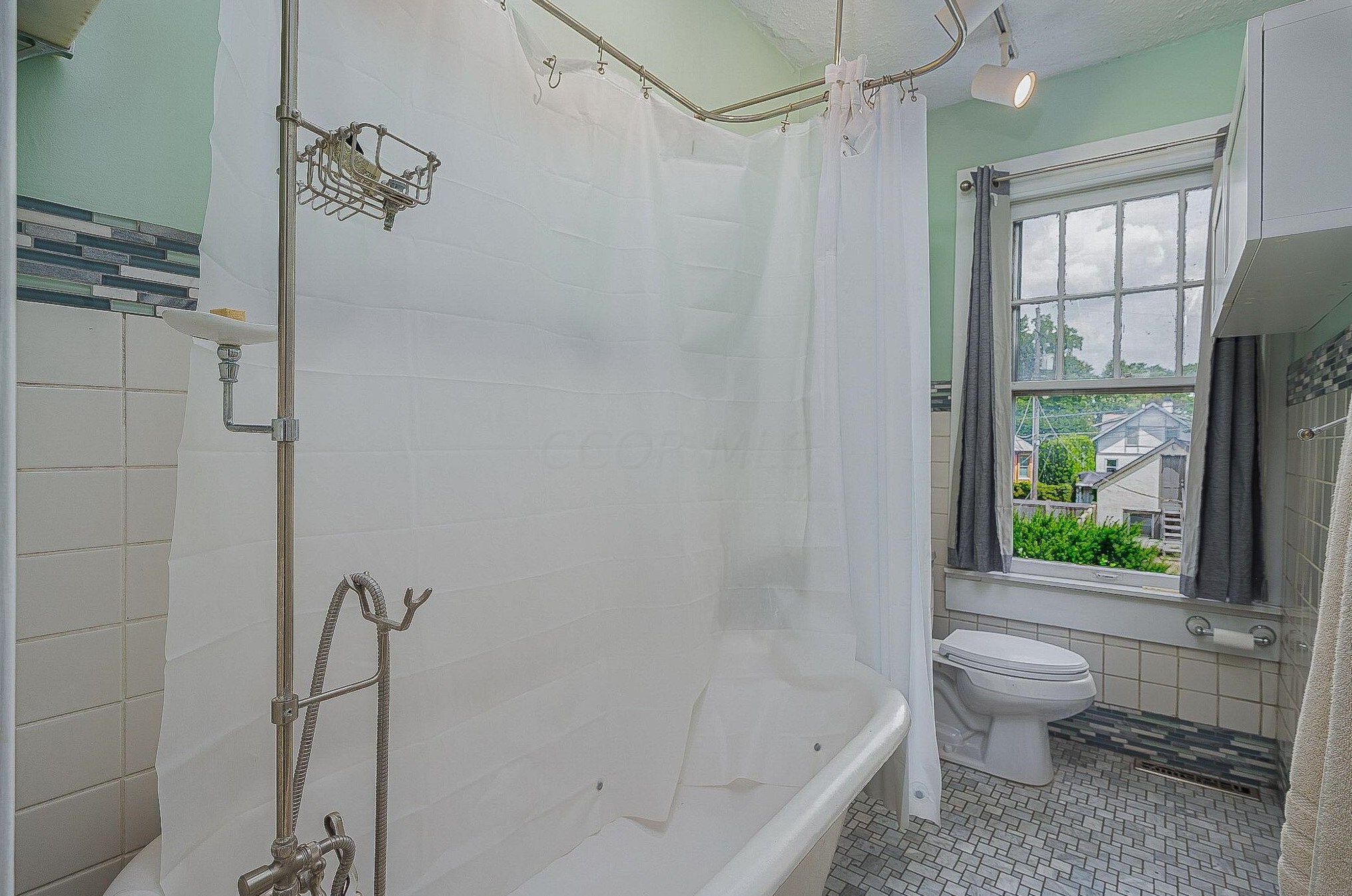 192 Thurman Ave, Columbus OH  43206-2630 exterior