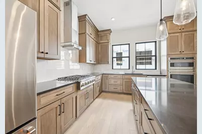 2252 Quarry Trails Drive, Columbus, OH 43228 - Photo 8