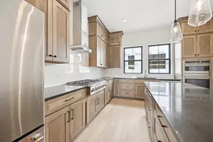 2252 Quarry Trails Dr, Columbus, OH 43228 - Photo 8