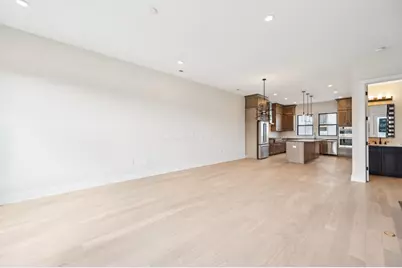 2252 Quarry Trails Drive, Columbus, OH 43228 - Photo 10