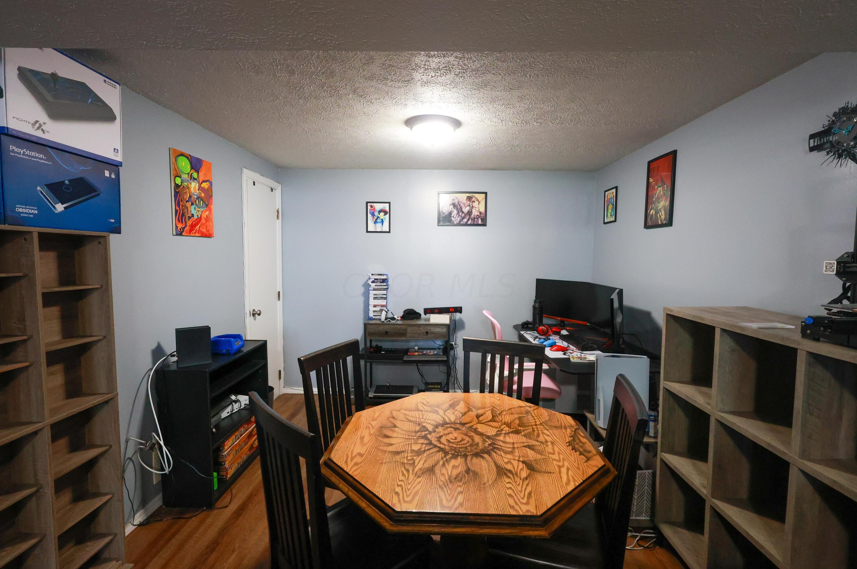 1605 Hillcrest Ave, Columbus OH  43207-4428 exterior