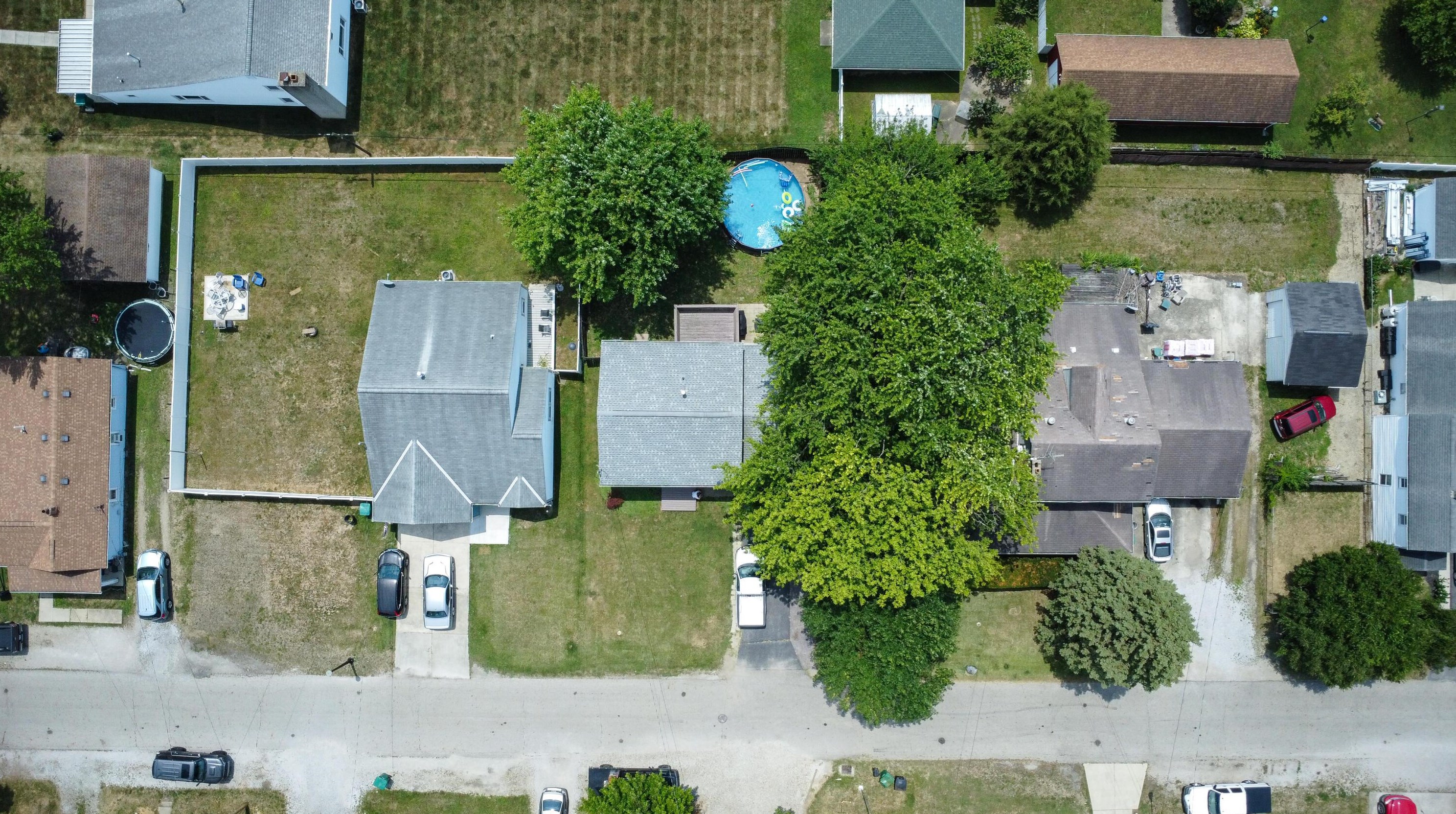 1605 Hillcrest Ave, Columbus OH  43207-4428 exterior