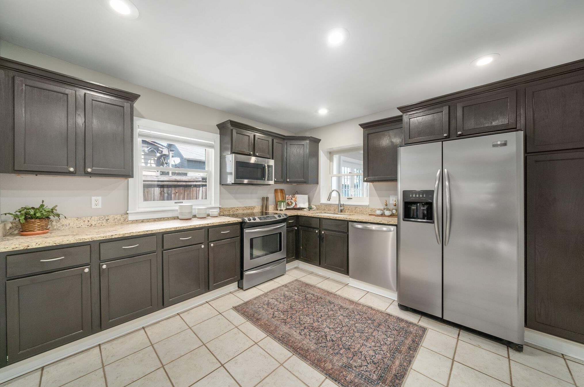 792 3rd St, Columbus OH  43206-2004 exterior