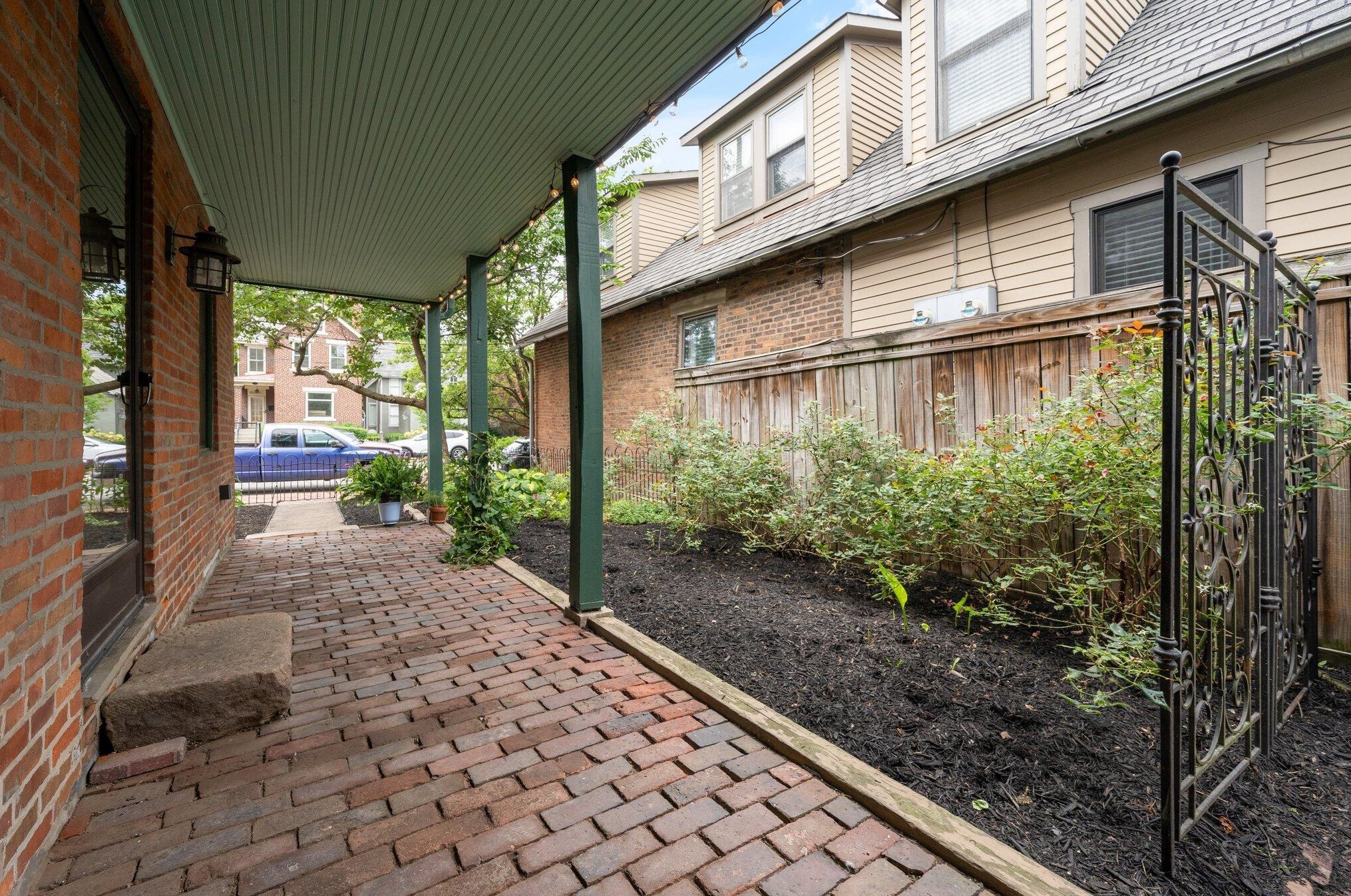 792 3rd St, Columbus OH  43206-2004 exterior