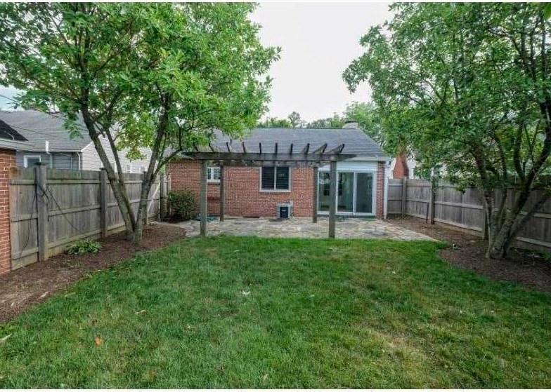 578 Fallis Rd, Columbus OH  43214-3730 exterior