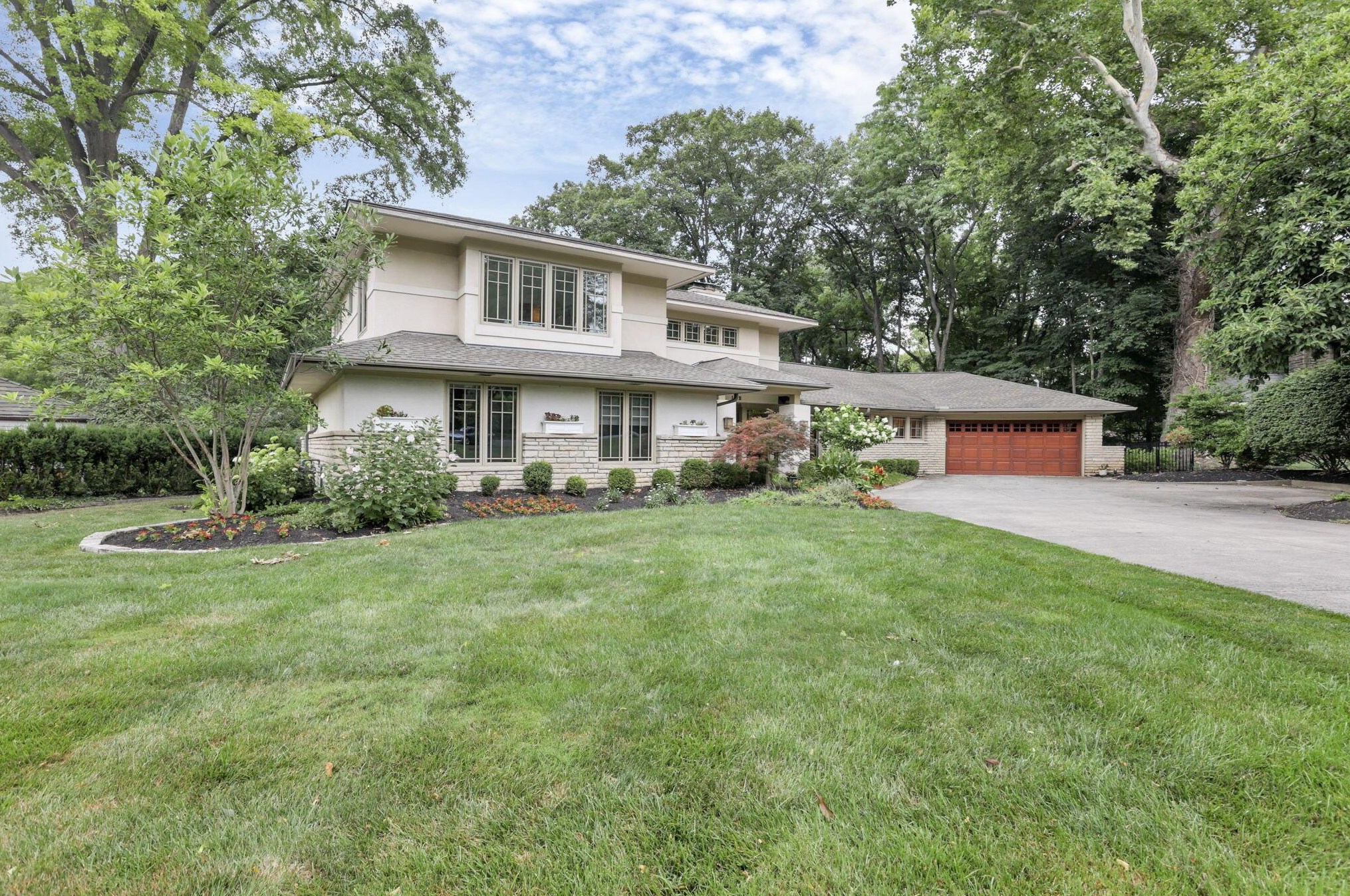 192 Tucker Dr, Sharon Township, OH 43085