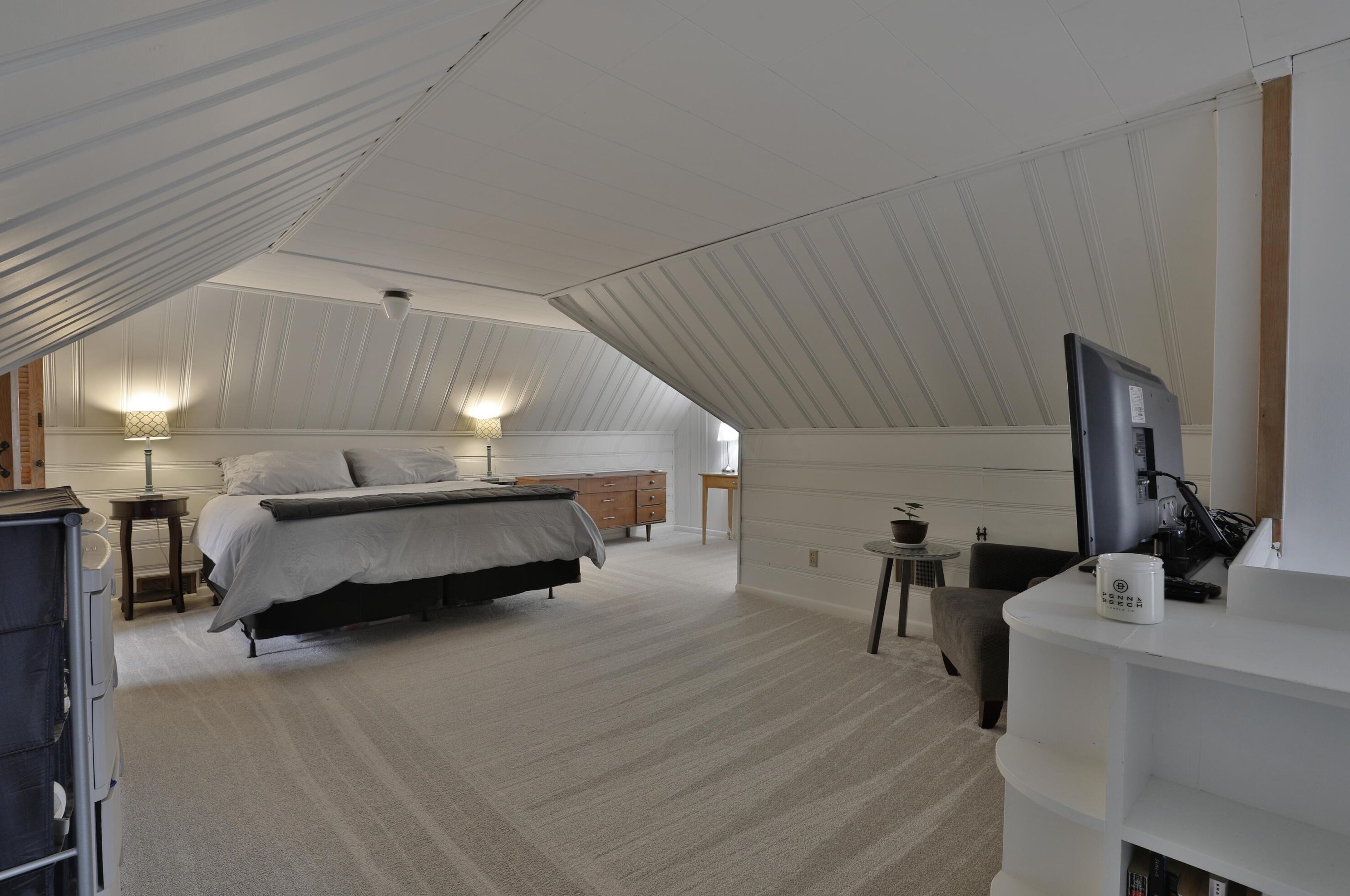 3126 Summit St, Columbus OH  43202-1315 exterior