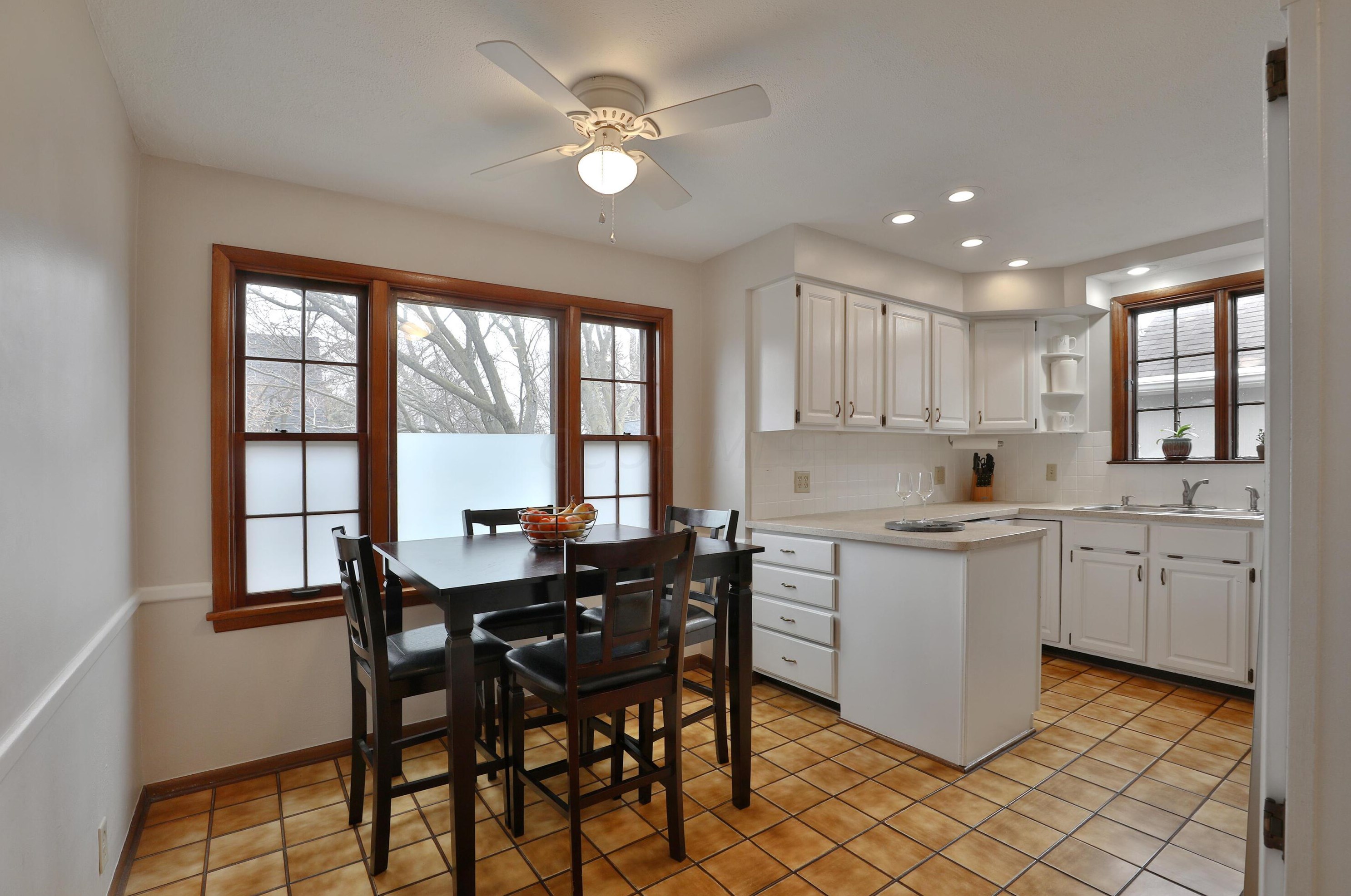 3126 Summit St, Columbus OH  43202-1315 exterior