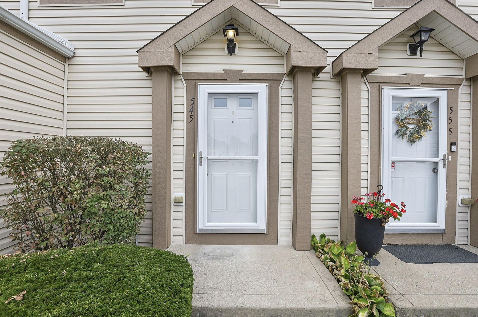 545 Faith Ann Dr, Pataskala, OH 43062