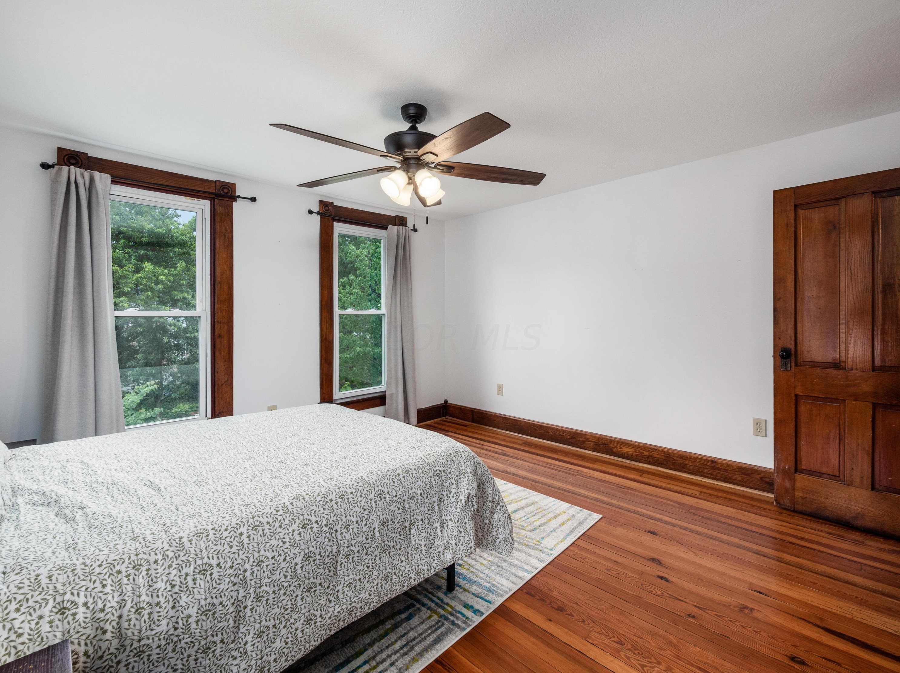 116 Como Ave, Columbus OH  43202-1211 exterior