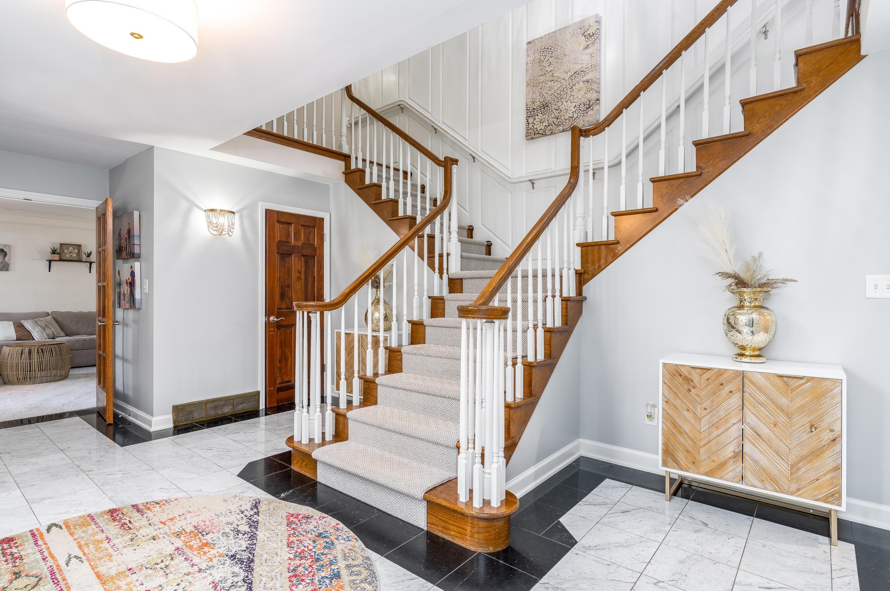 4949 Hayden Run Rd, Columbus, OH 43221-5930