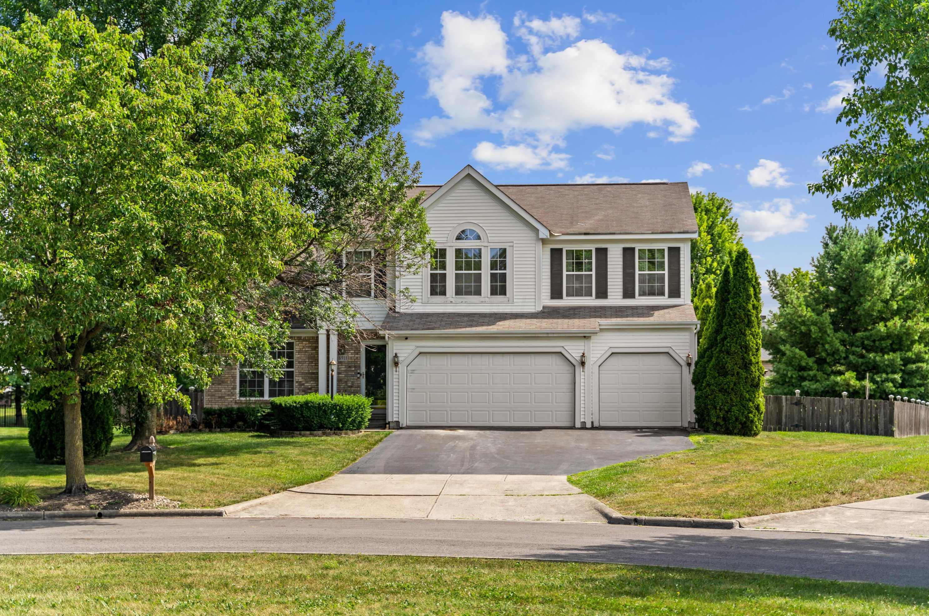6911 Poe Pl, Westerville, OH 43082