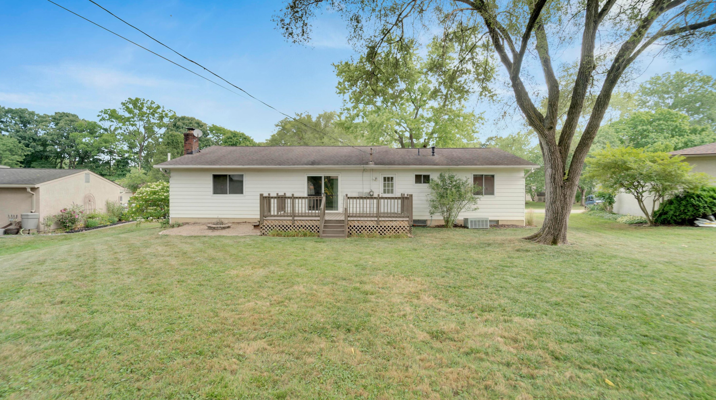 487 Illinois Ave, Westerville, OH 43081-2670